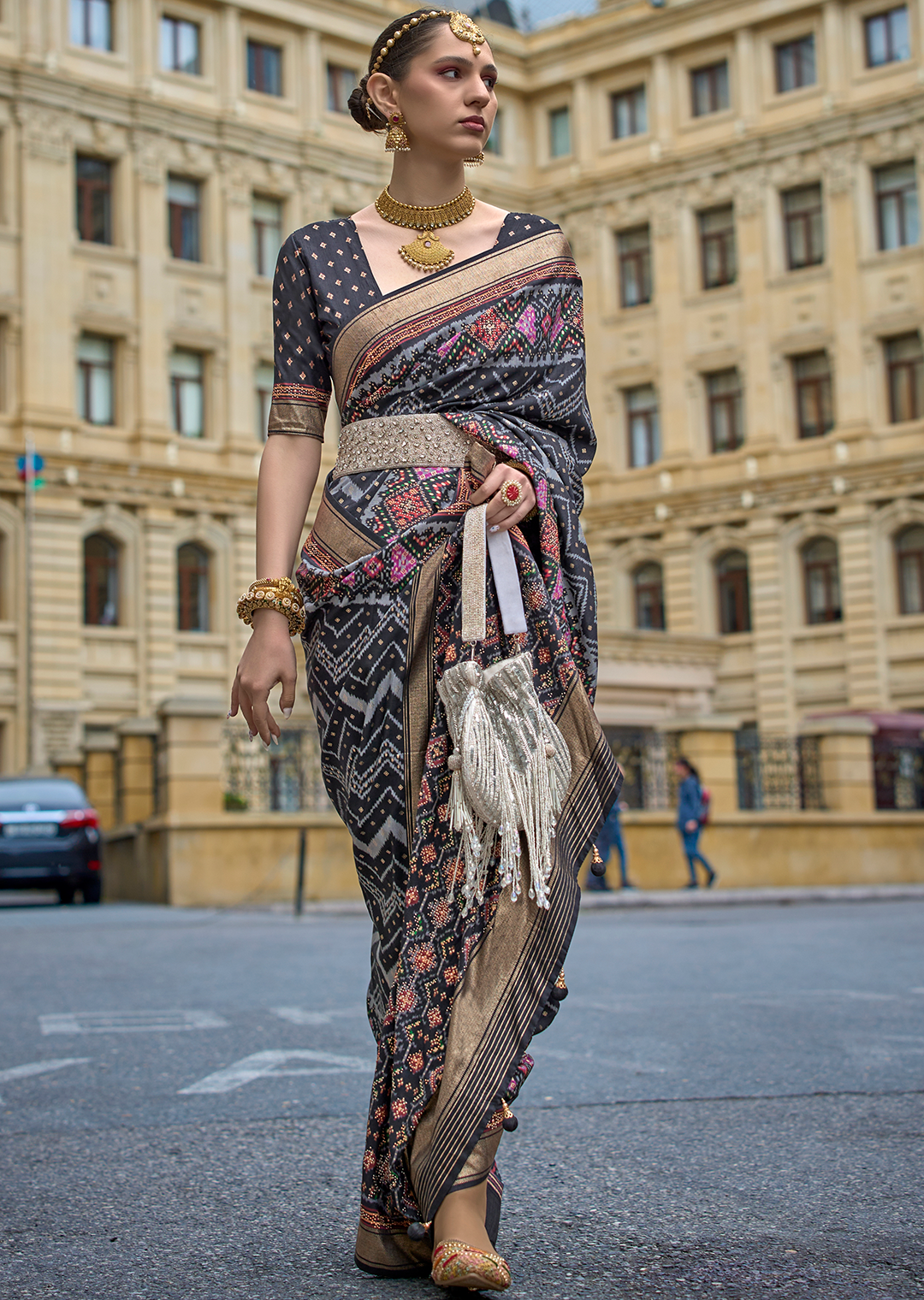 Black Woven Royal Traditional Patola Silk Saree