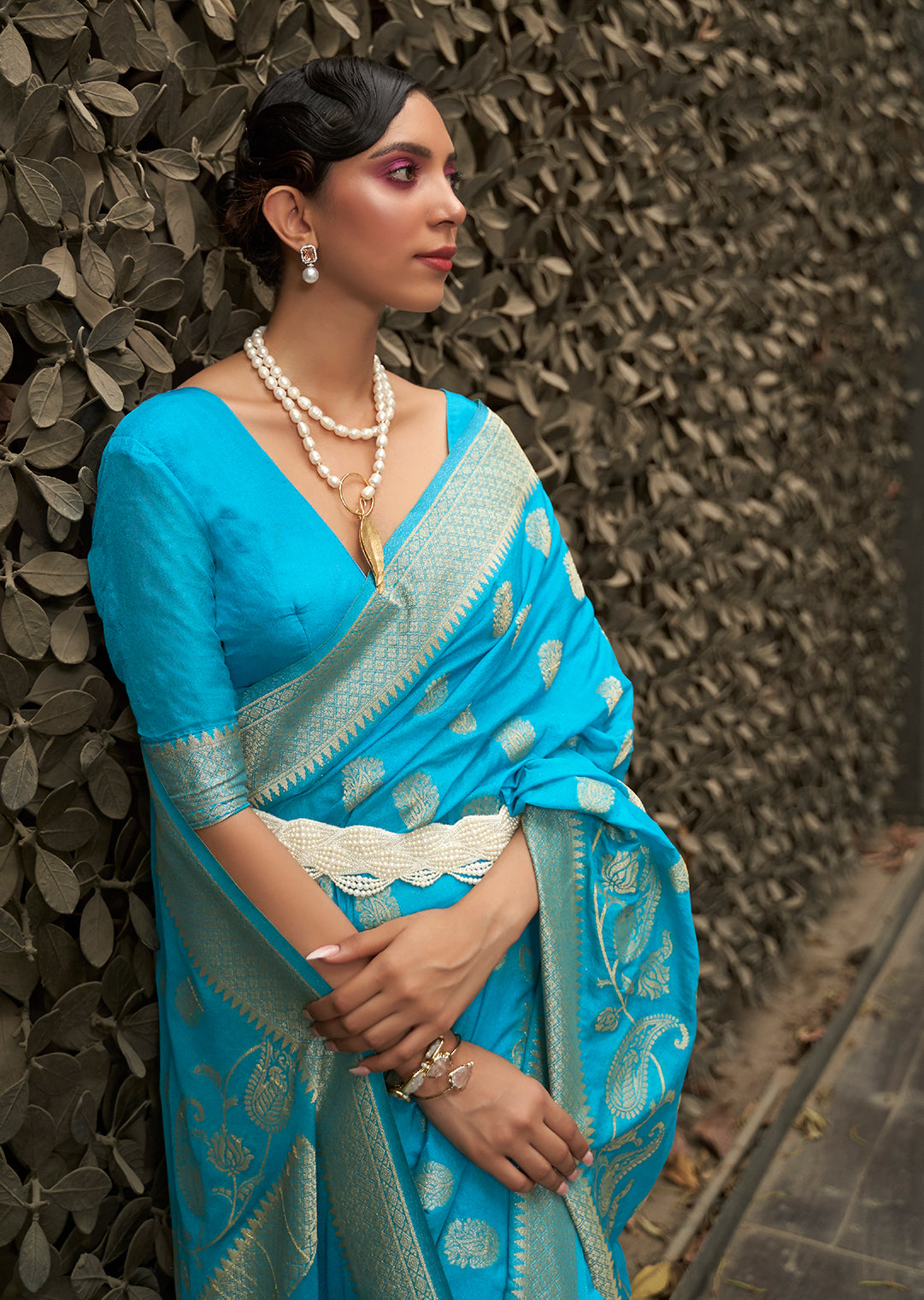 Deep Sky Blue Woven Two Tone Chinon Chiffon Silk Saree