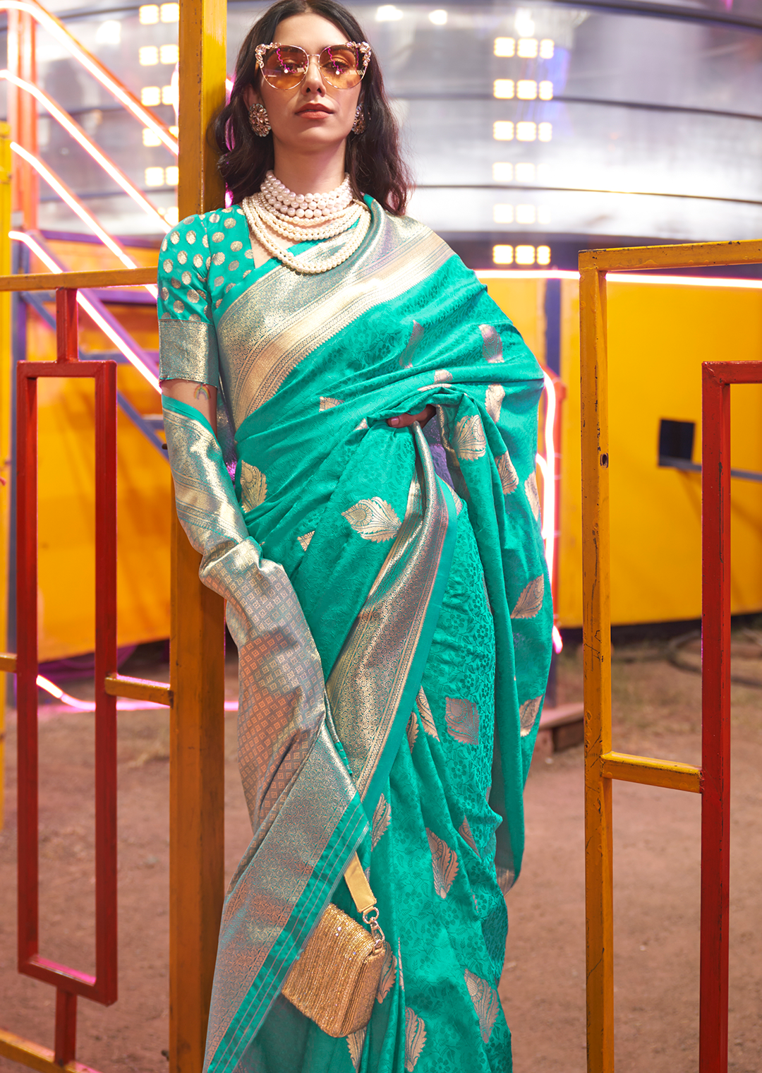 Turquoise Green Woven Handloom Kanjivaram Banarasi Silk Saree