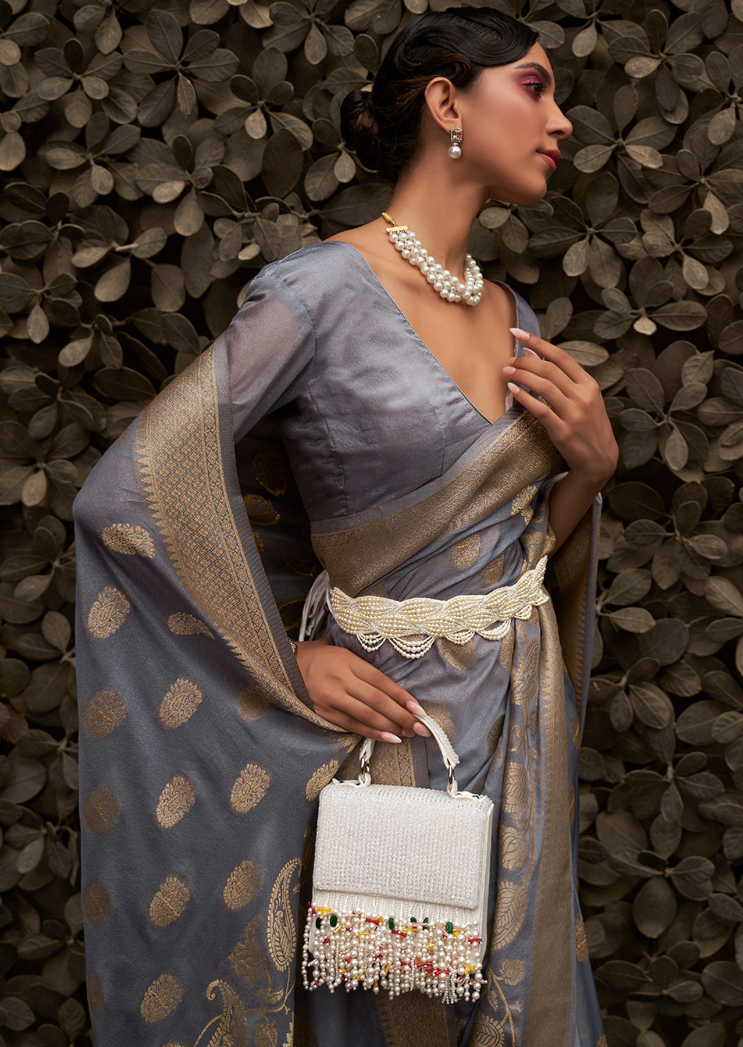 Grey Woven Two Tone Chinon Chiffon Silk Saree