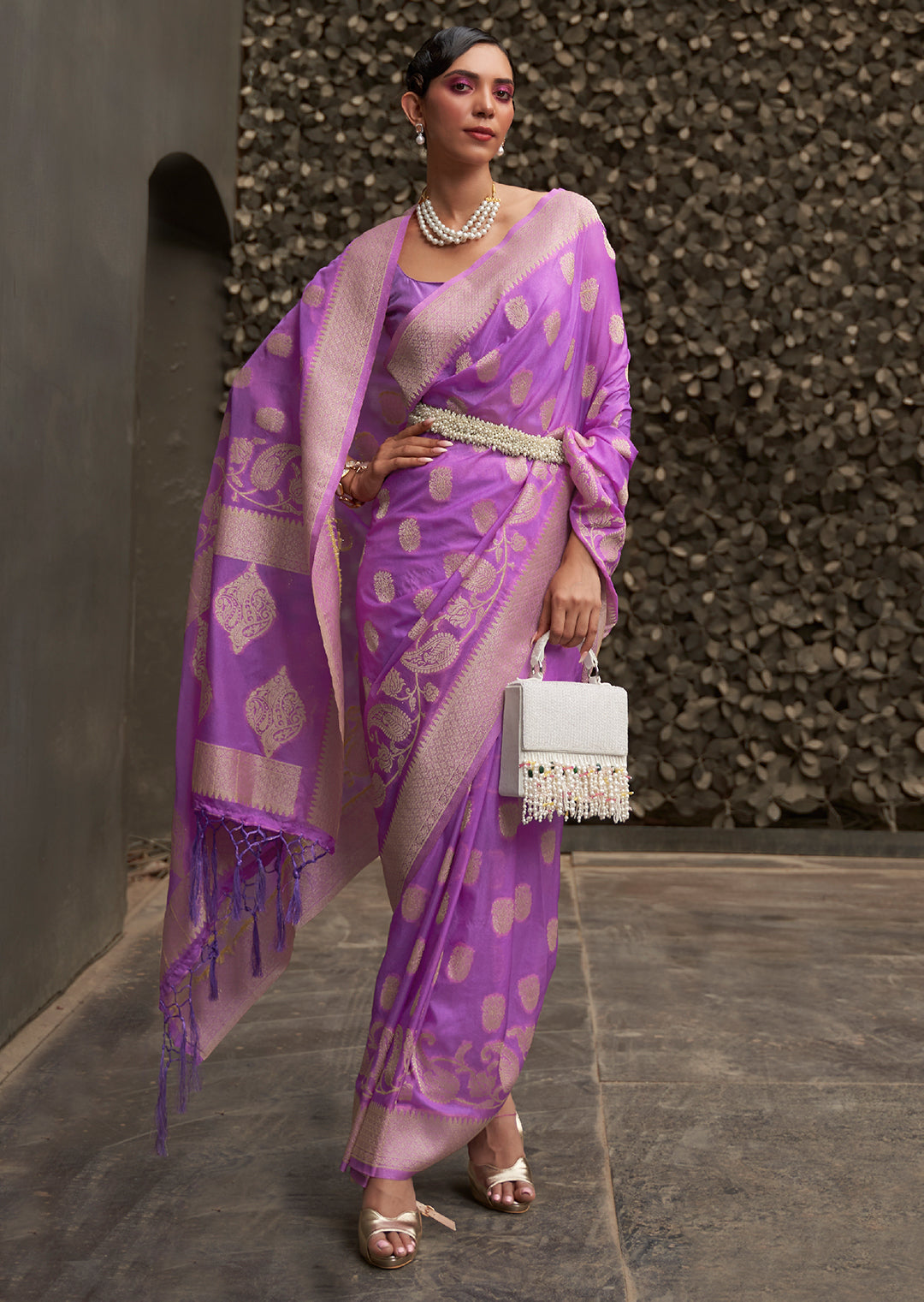 Orchid Purple Woven Two Tone Chinon Chiffon Silk Saree