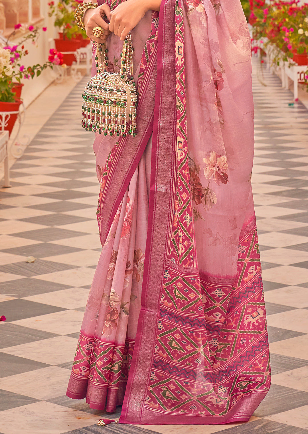 Crepe Pink Woven Chiffon Patola Saree