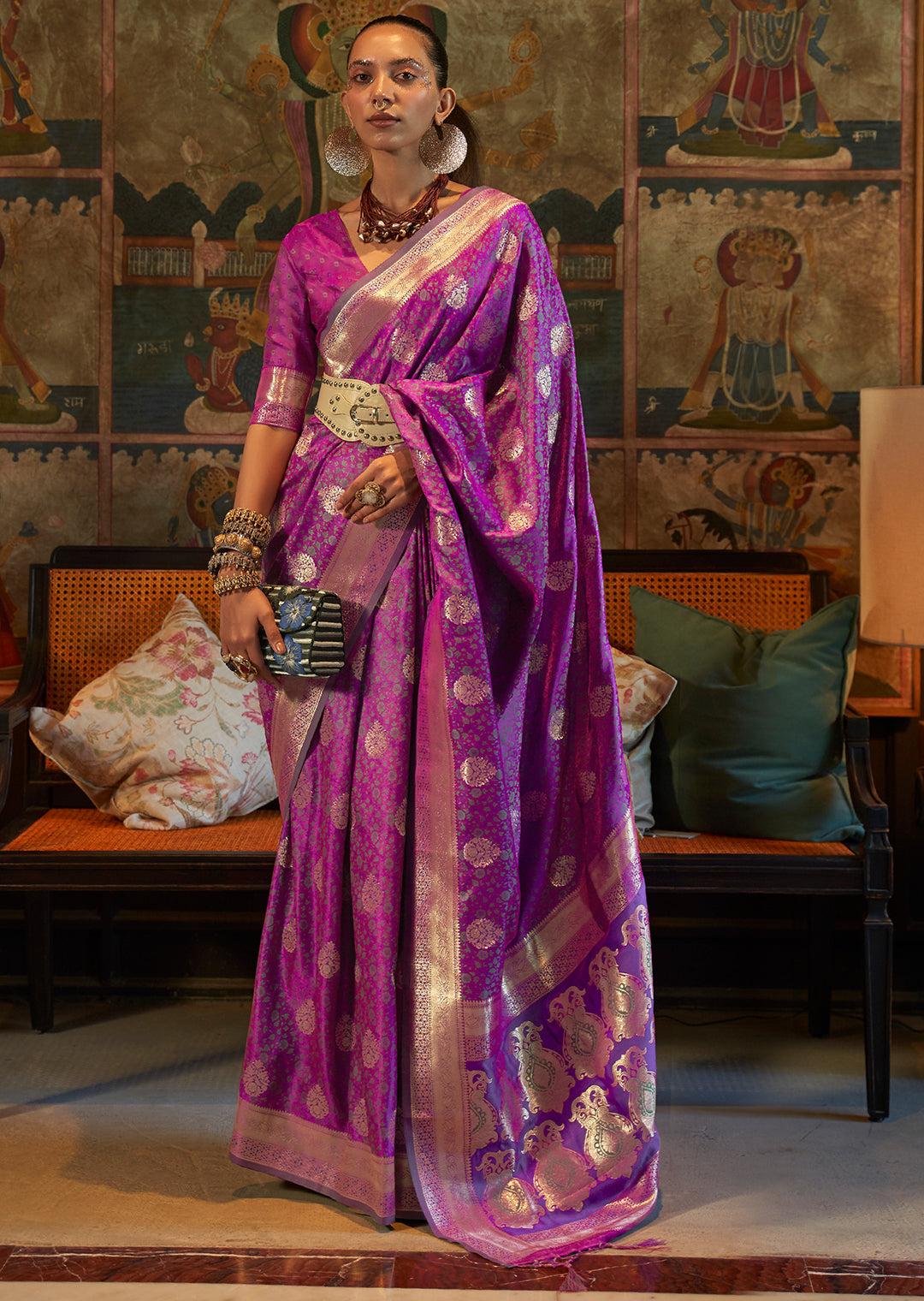 Magenta Purple Zari Woven Handloom Pure Banarasi Satin Silk Saree