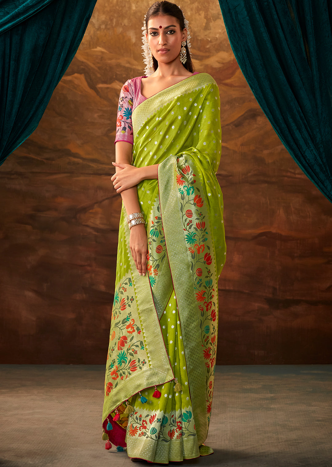 Parrot Green Zari & Resham Woven Designer Banarasi Silk Saree