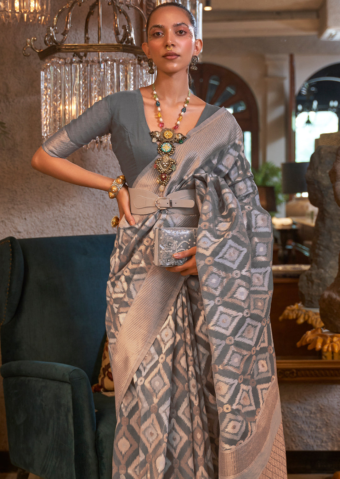 Grey Woven Handloom Pure Linen Saree