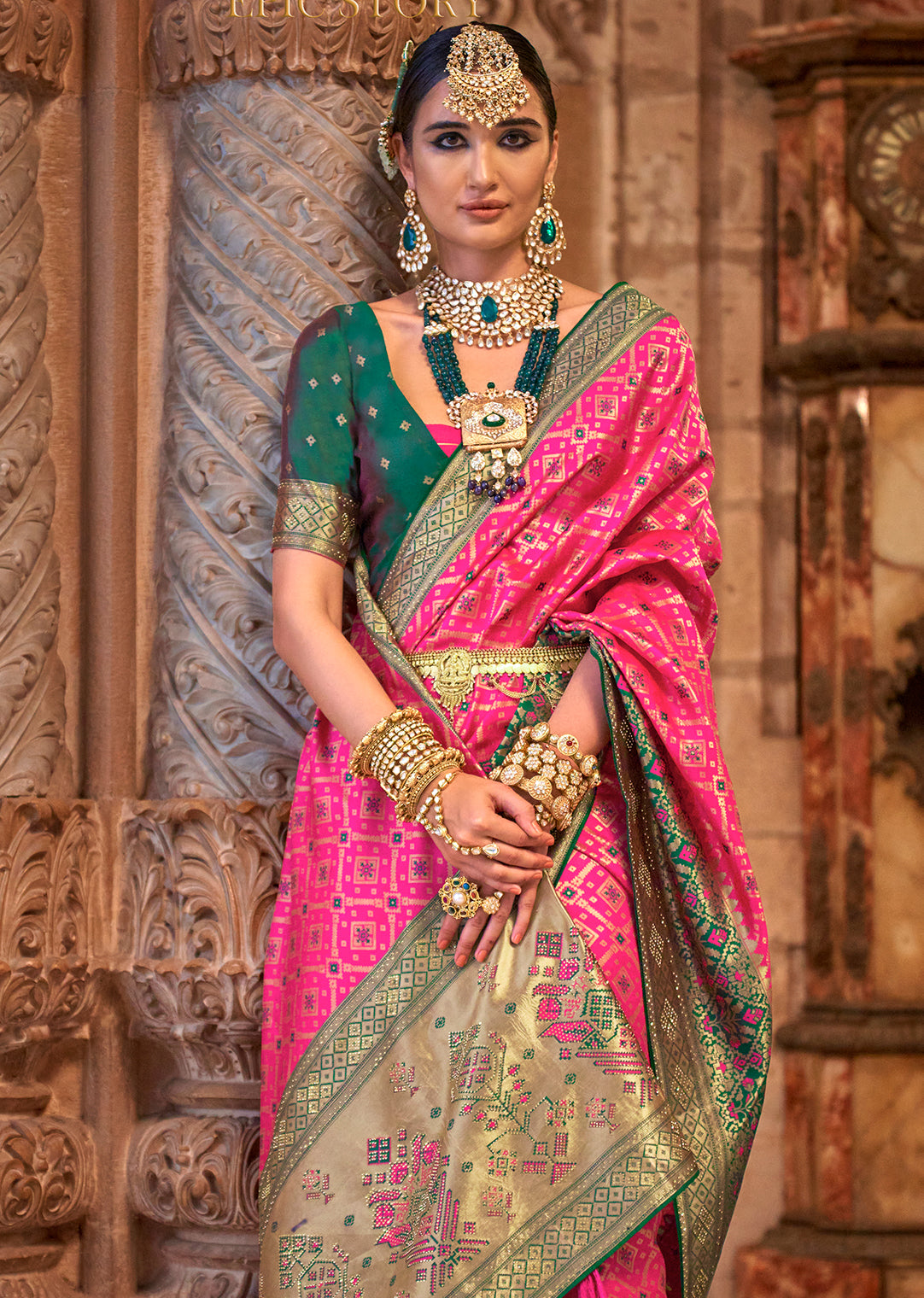 Hot Pink	Woven Royal Patola Silk Saree