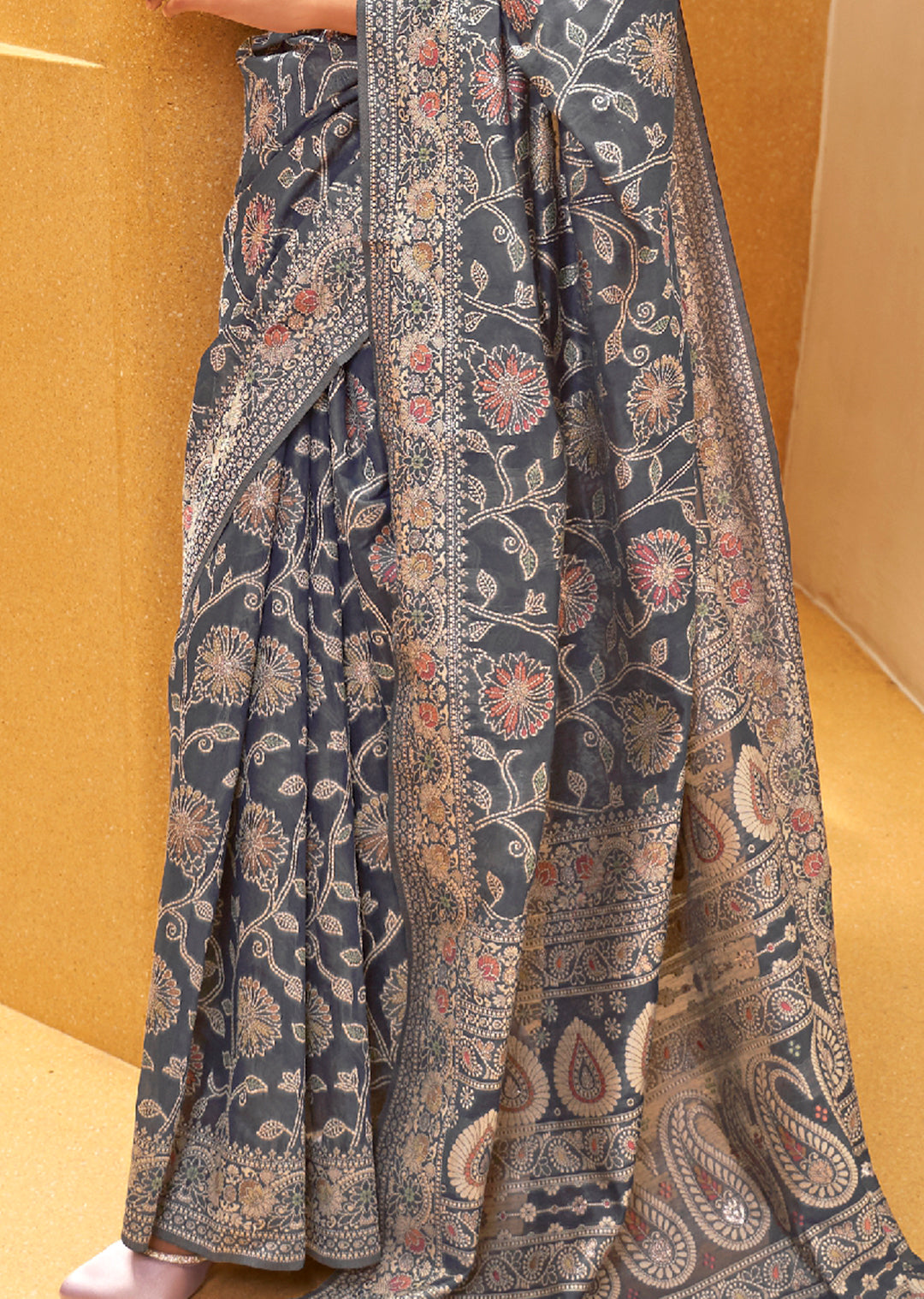 CLOUD GRAY WOVEN CHIKANKARI LUCKNOWI COTTON SAREE