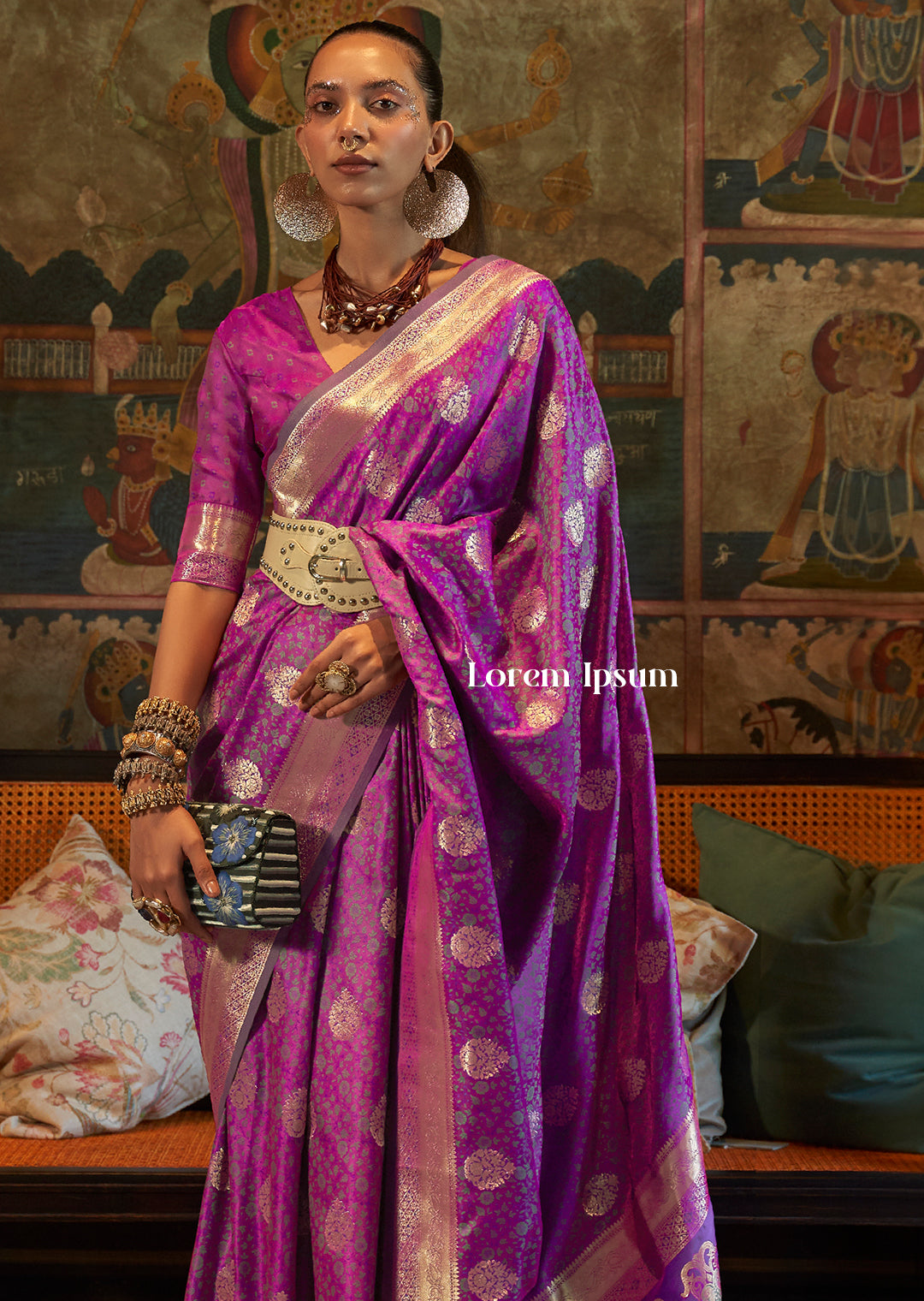 Magenta Purple Zari Woven Handloom Pure Banarasi Satin Silk Saree