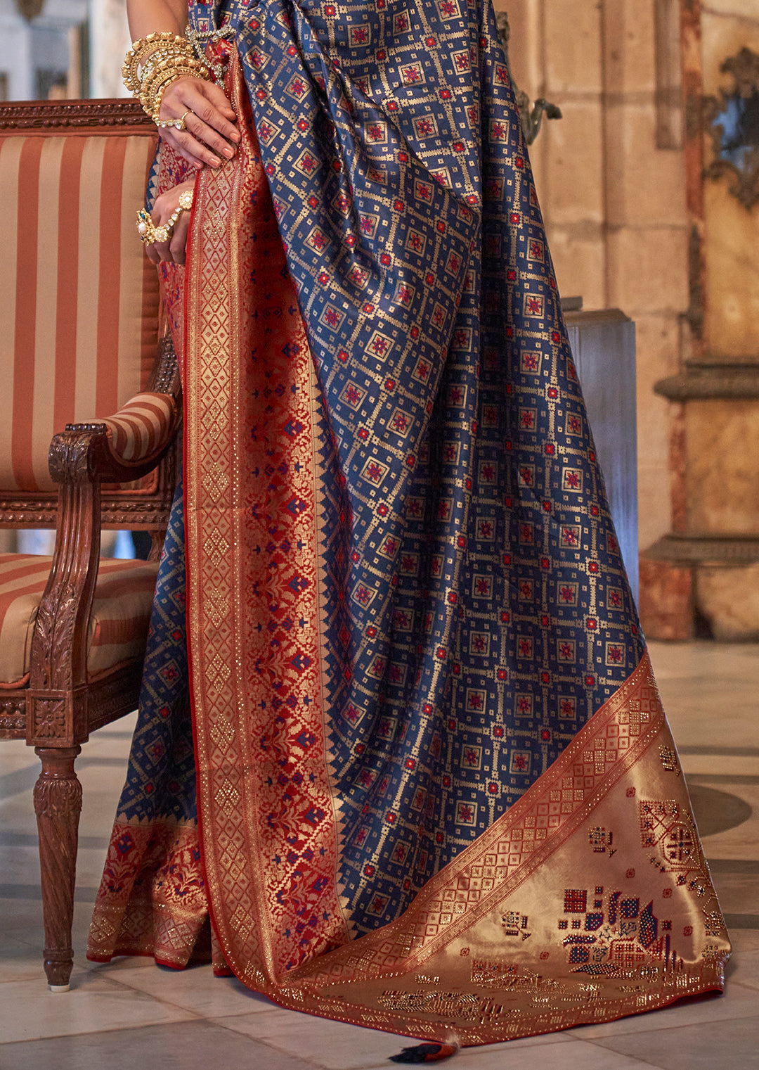 Navy Blue Woven Royal Patola Silk Saree