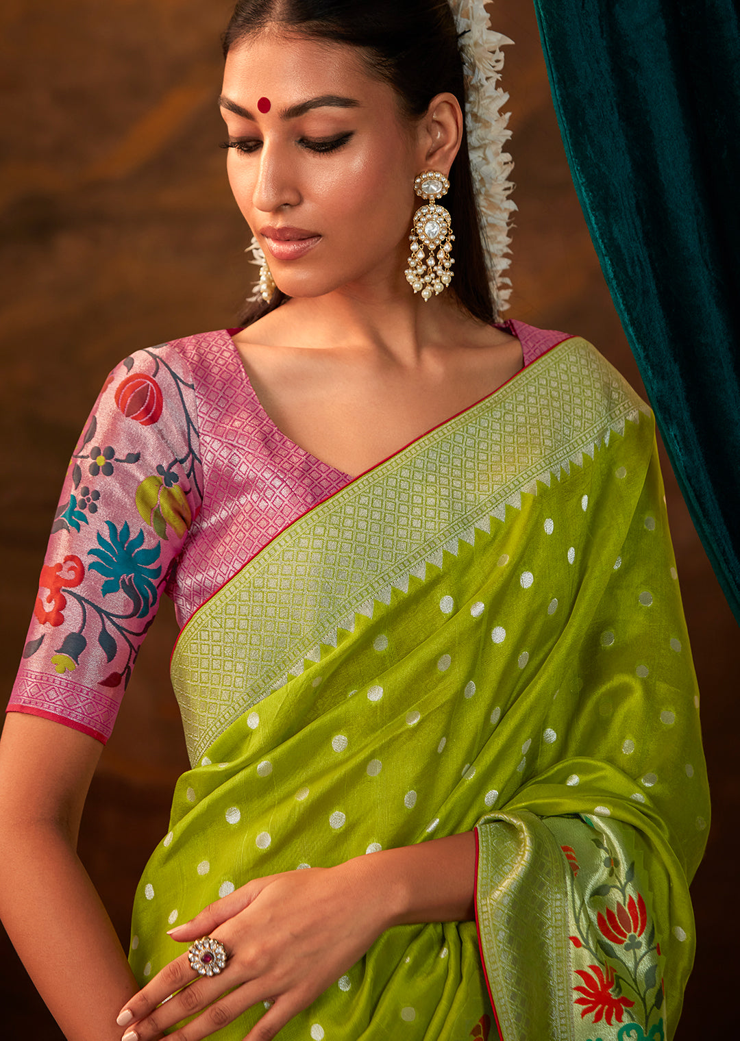 Parrot Green Zari & Resham Woven Designer Banarasi Silk Saree