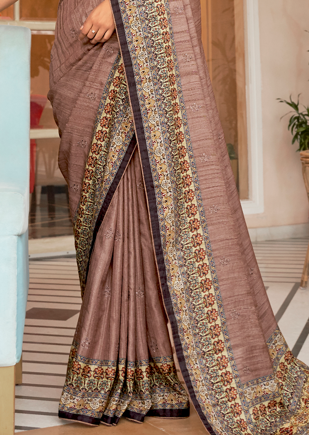 Brown Woven Pure Handloom Khaddi Jute Silk Saree