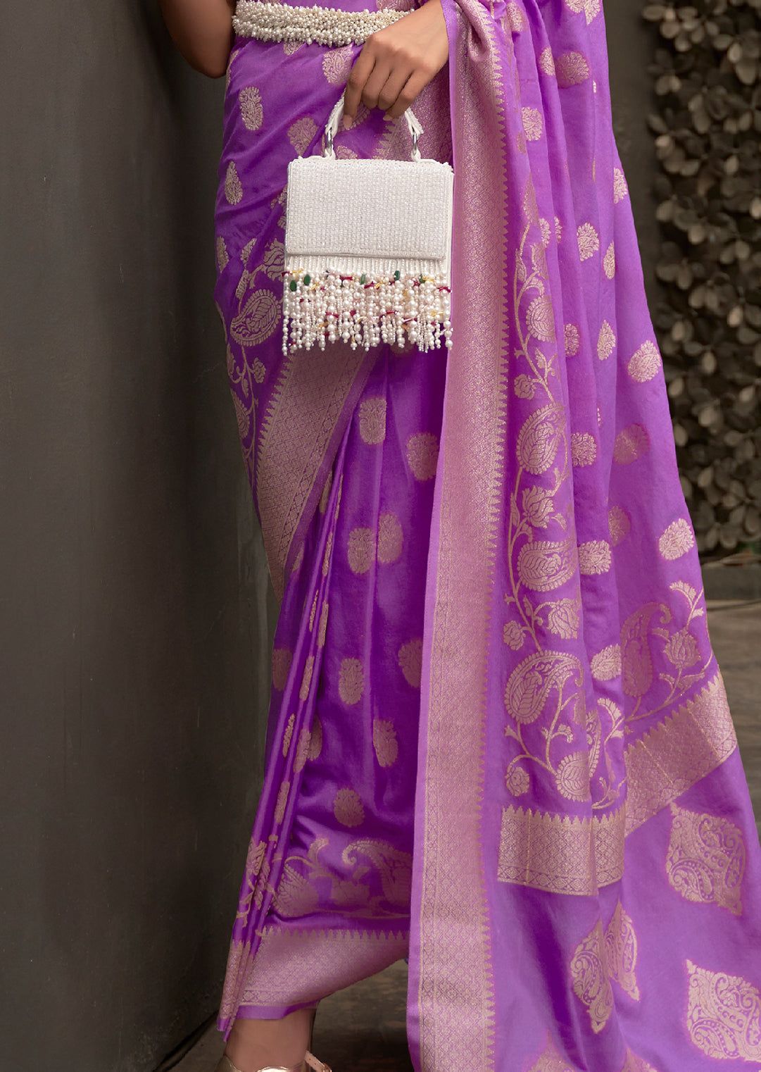 Orchid Purple Woven Two Tone Chinon Chiffon Silk Saree