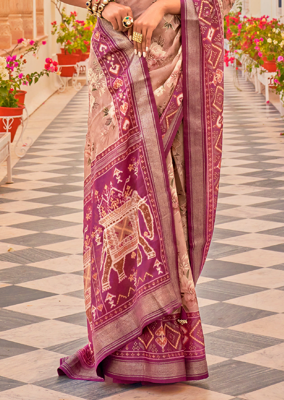 Seashell White & Purple Woven Chiffon Patola Saree