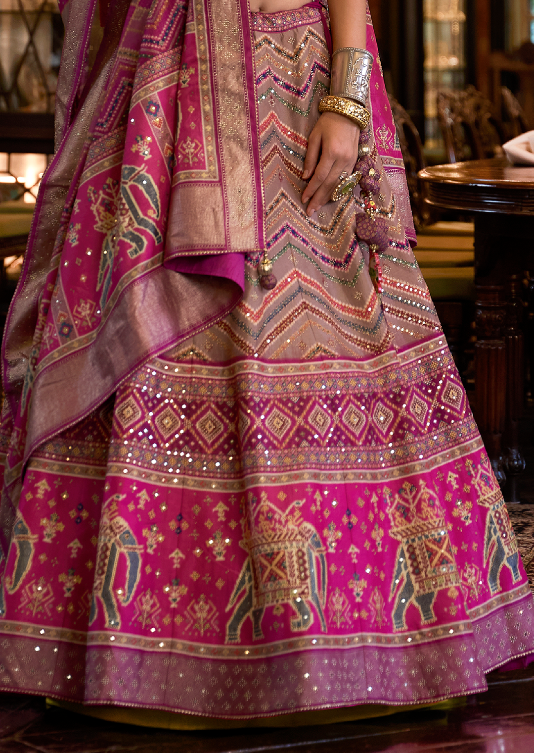 Magenta Purple Woven Traditional Rajwadi Patola Silk Lehenga