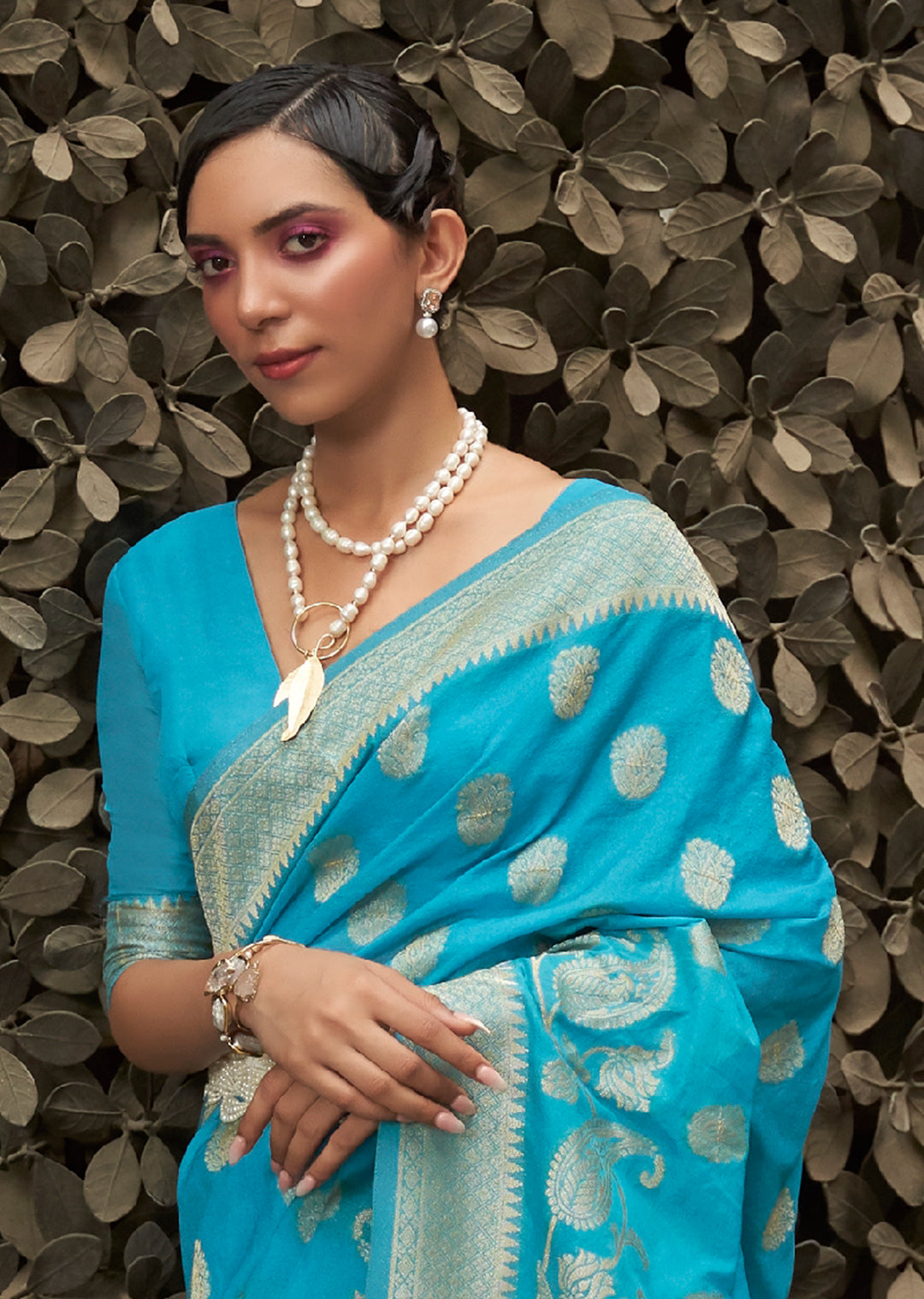 Deep Sky Blue Woven Two Tone Chinon Chiffon Silk Saree