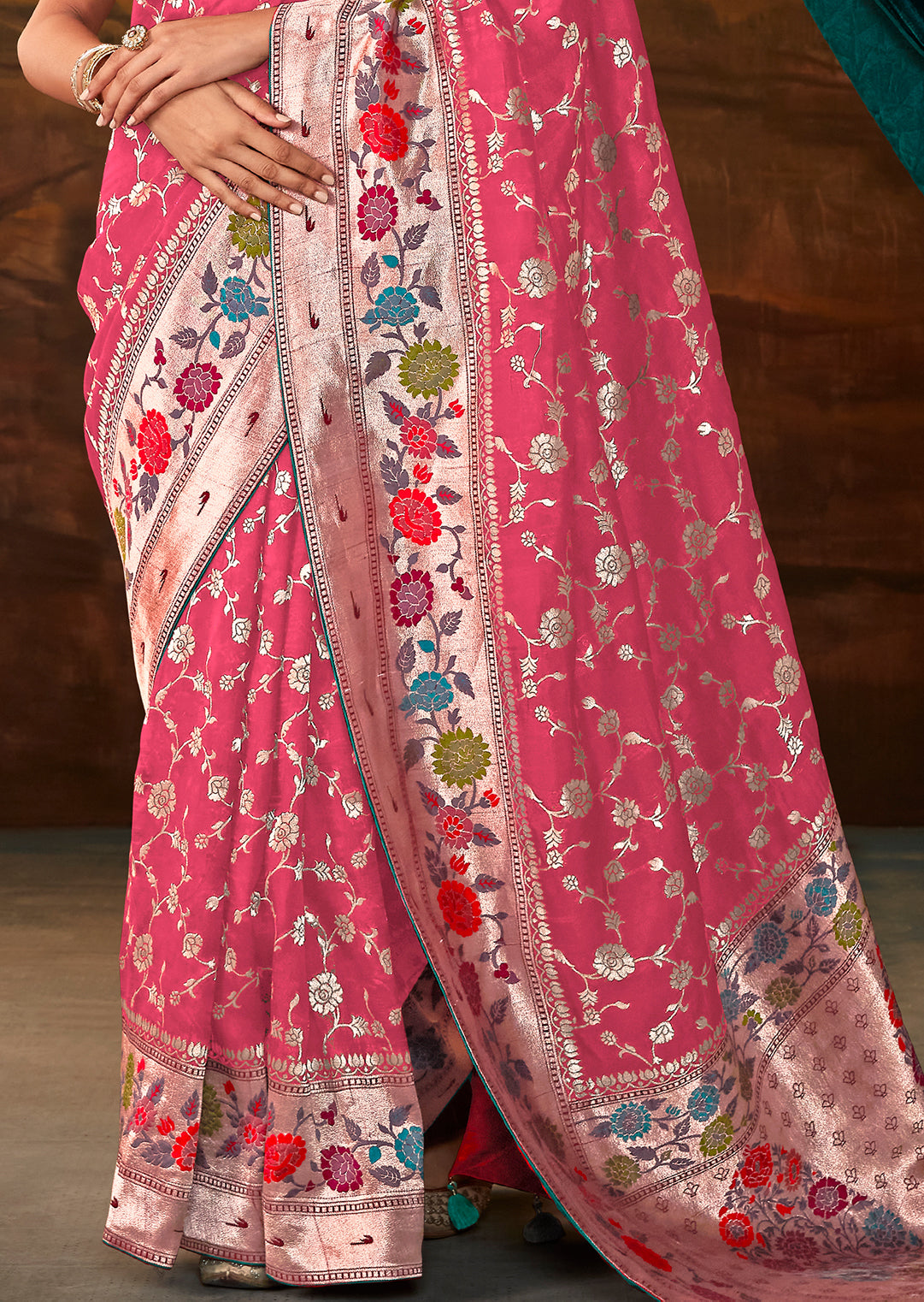 Cerise Pink Zari & Resham Woven Designer Banarasi Silk Saree