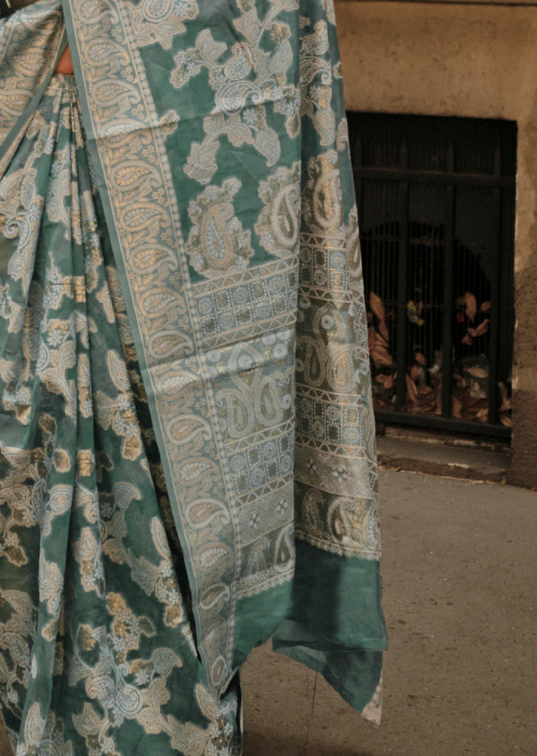 Pine Green Woven Handloom Chikankari Lucknowi Organza Silk Saree