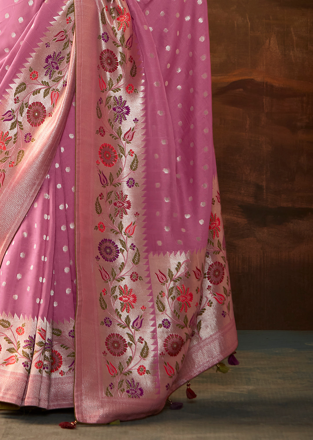 Wild Orchid Pink Zari & Resham Woven Designer Banarasi Silk Saree