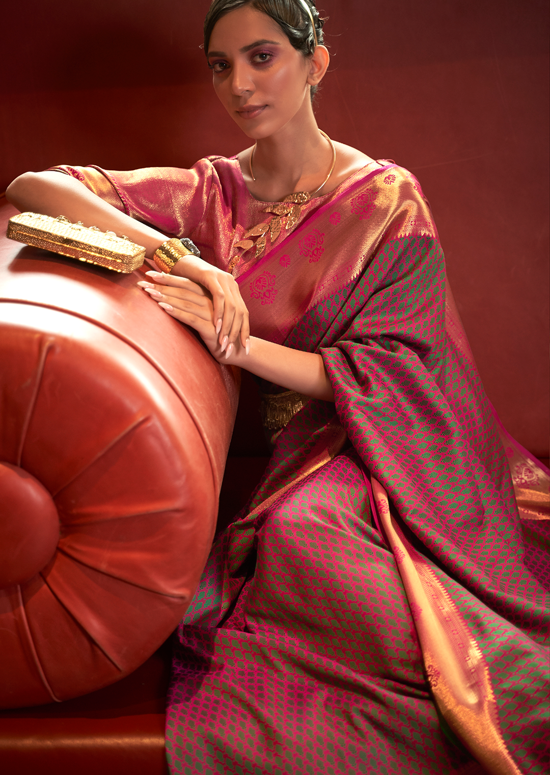 WATERMELON PINK WOVEN HANDLOOM KANJIVARAM SILK SAREE