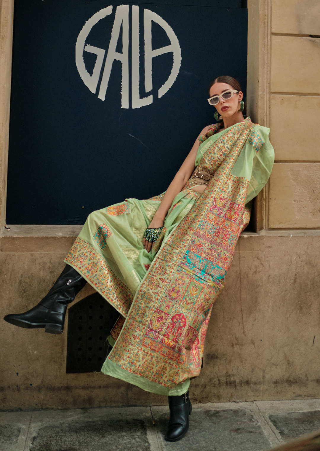 Tea Green Woven Pure Handloom Kashmiri Jamewar Silk Saree