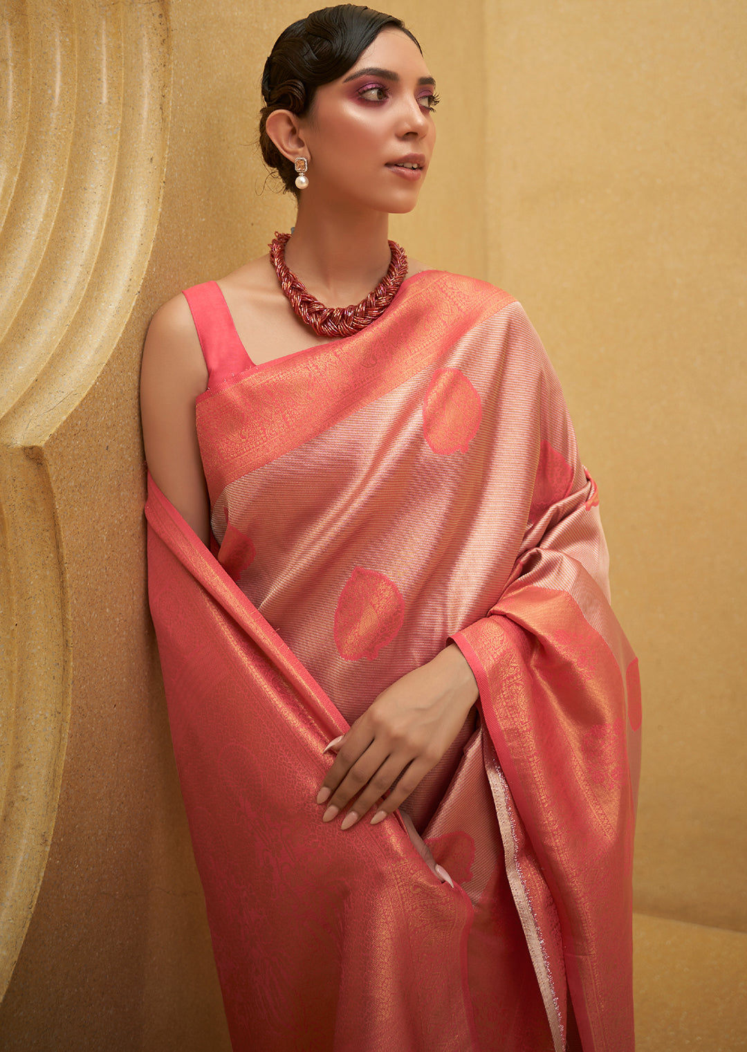 Pink Zari Woven Two Tone Handloom Kanjivaram Silk Saree