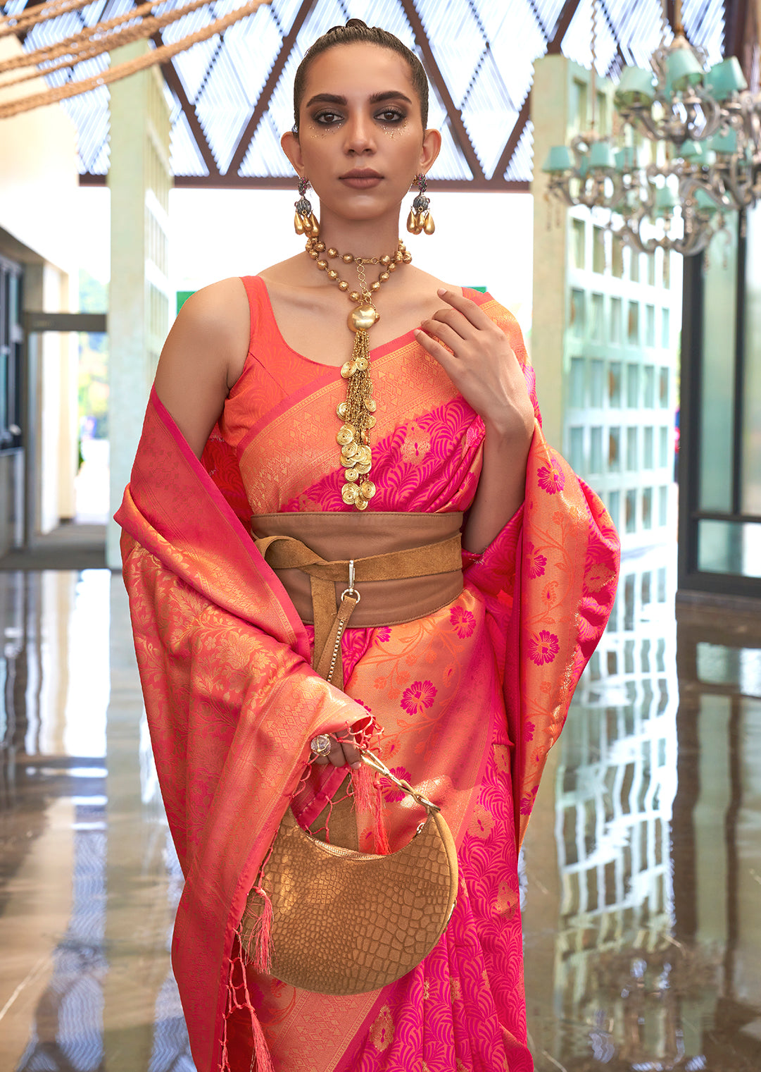 Hot Pink	Woven Handloom Banarasi Silk Saree