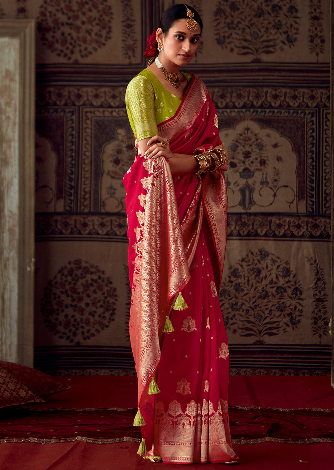 RED MEENAKARI WOVEN DESIGNER BANARASI SILK SAREE