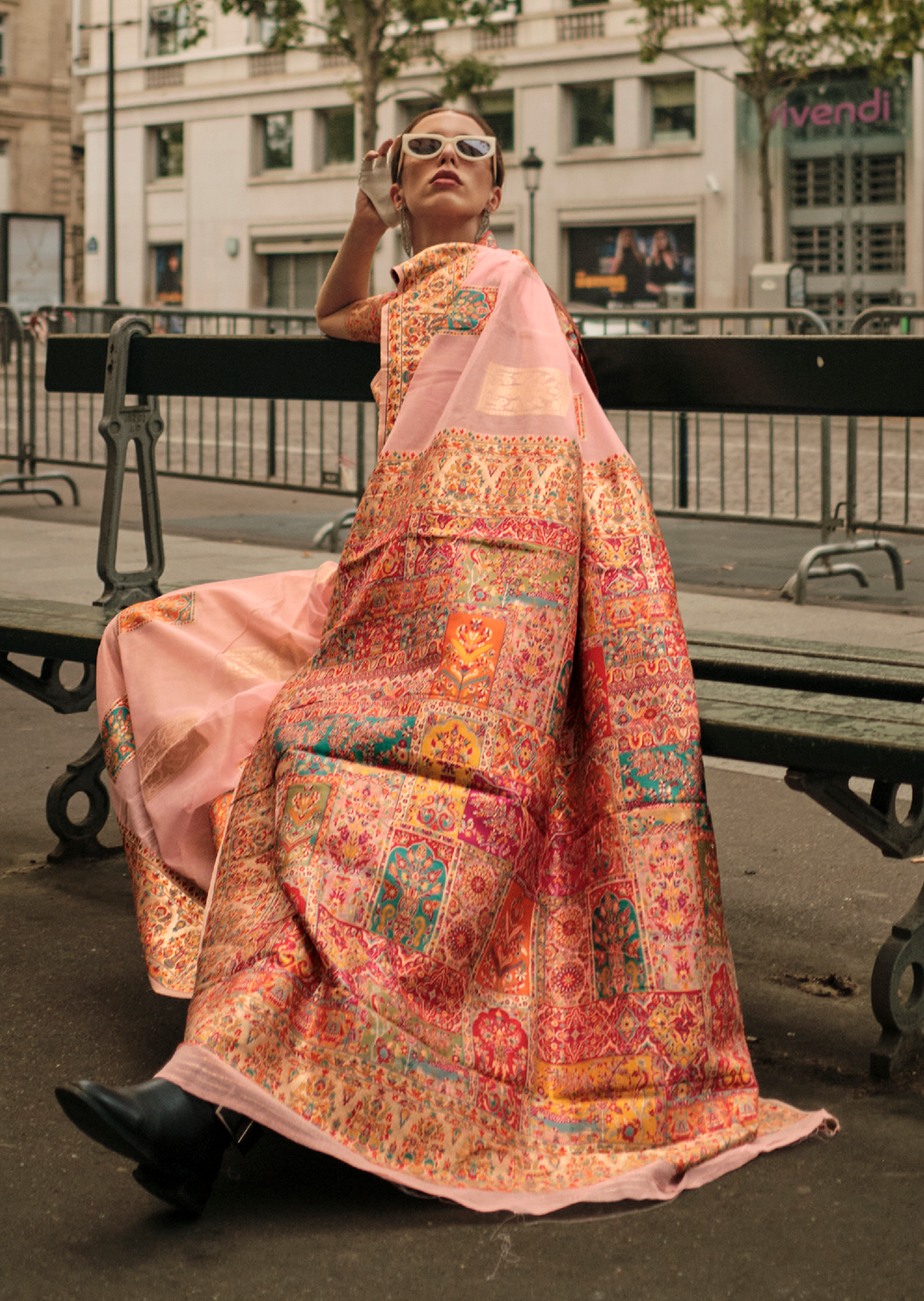 Crepe Pink Woven Pure Handloom Kashmiri Jamewar Silk Saree