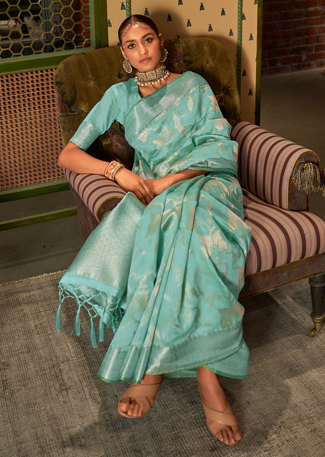 Mint Blue Zari Woven Pure Handloom Linen Silk Saree