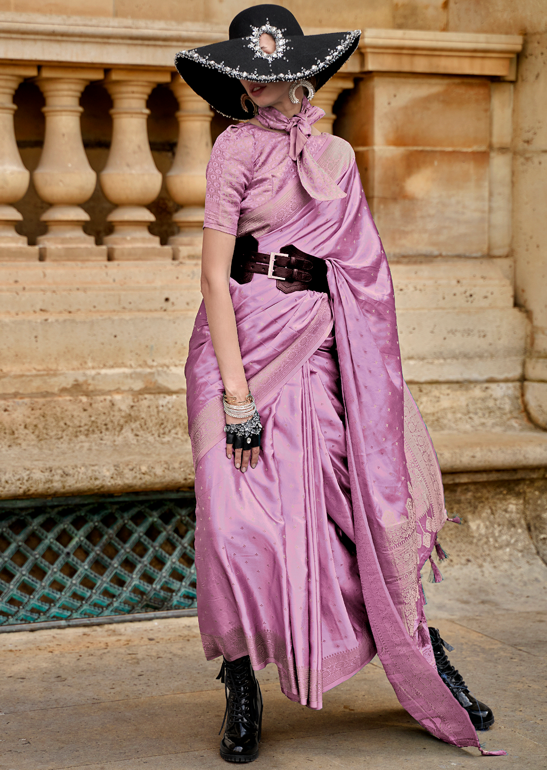 Lilac Purple Zari Woven Handloom Pure Banarasi Satin Silk Saree