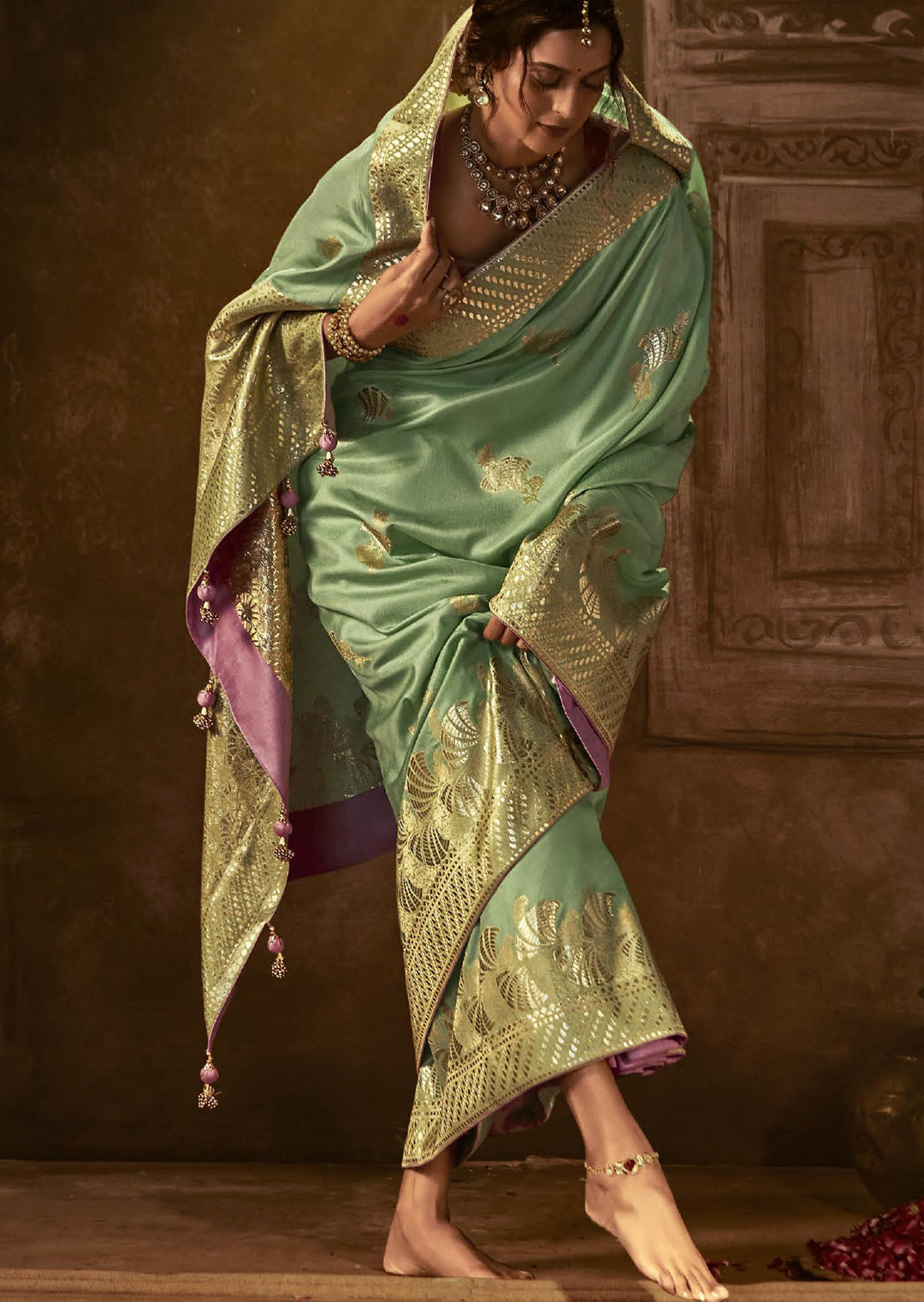 TEA GREEN WOVEN PURE CREPE SILK DESIGNER BANARASI SAREE