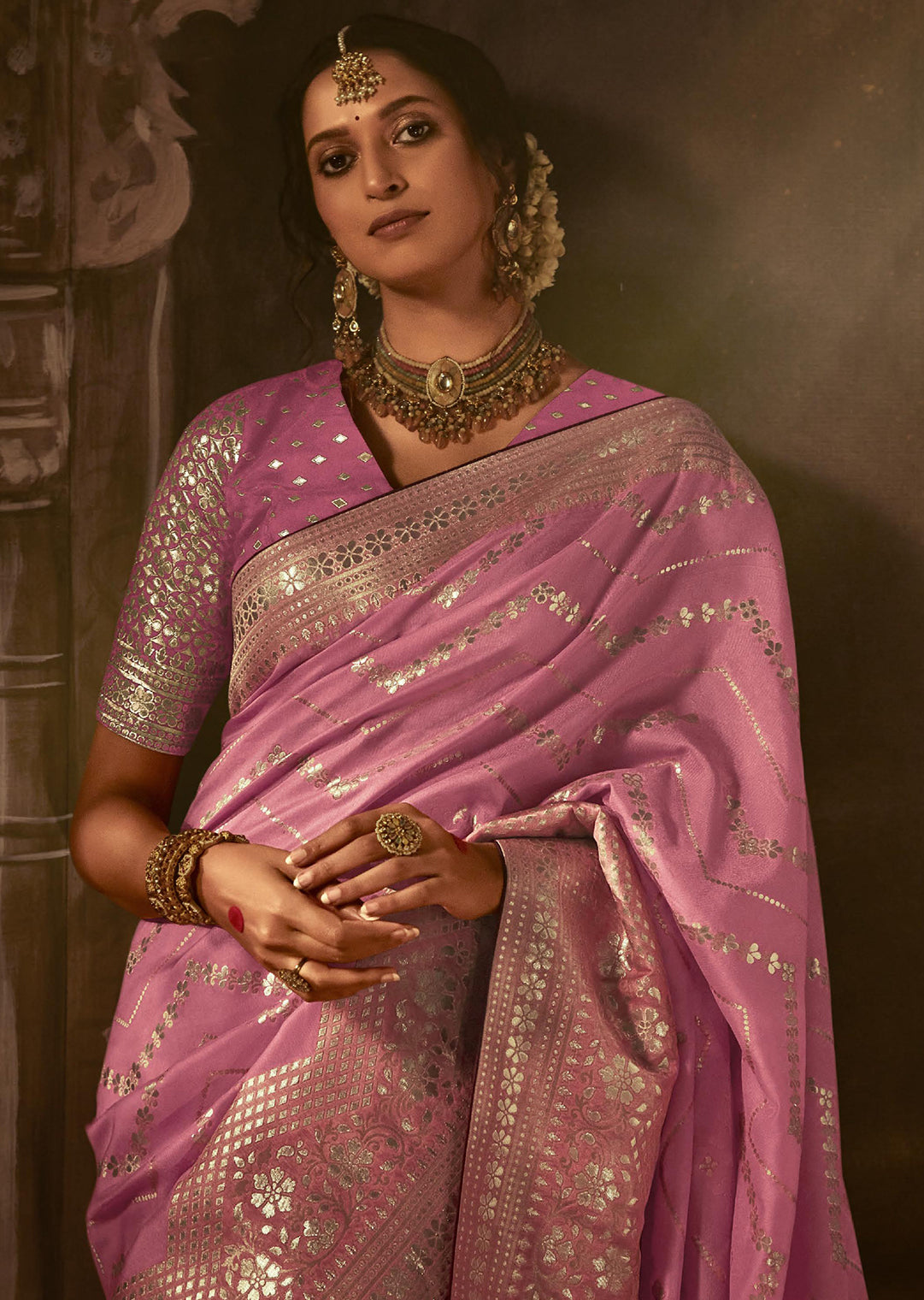 POWDER PINK WOVEN PURE CREPE SILK DESIGNER BANARASI SAREE