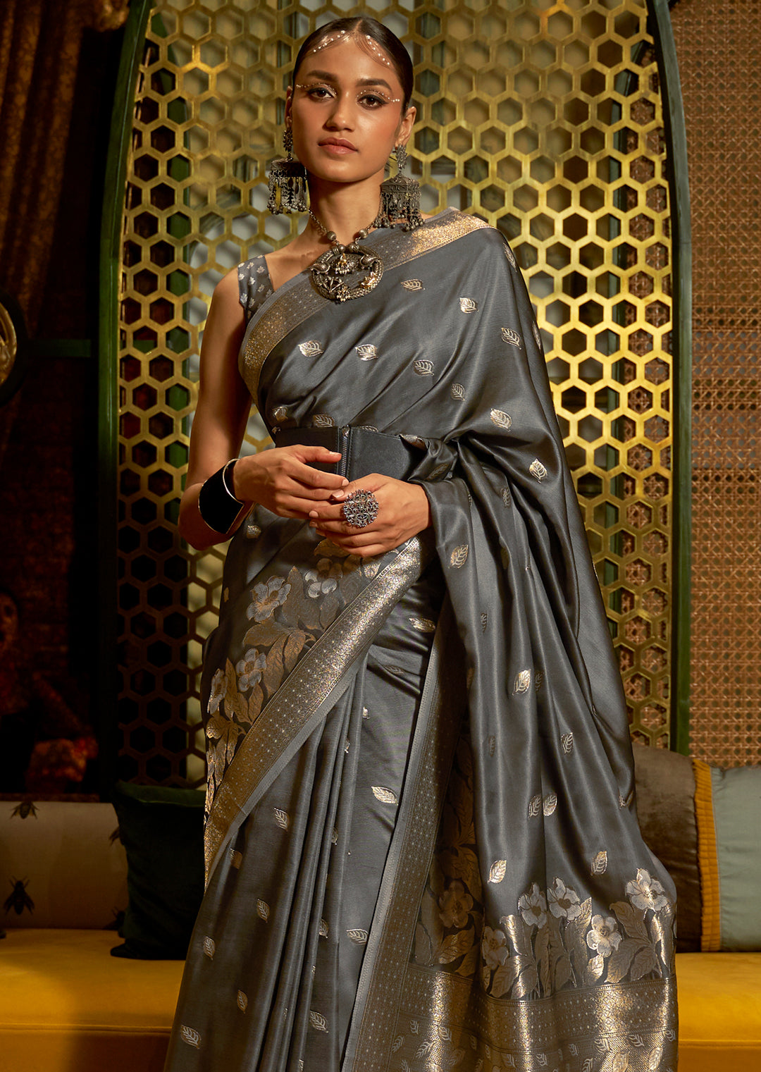 Grey Zari Woven Handloom Pure Banarasi Satin Silk Saree