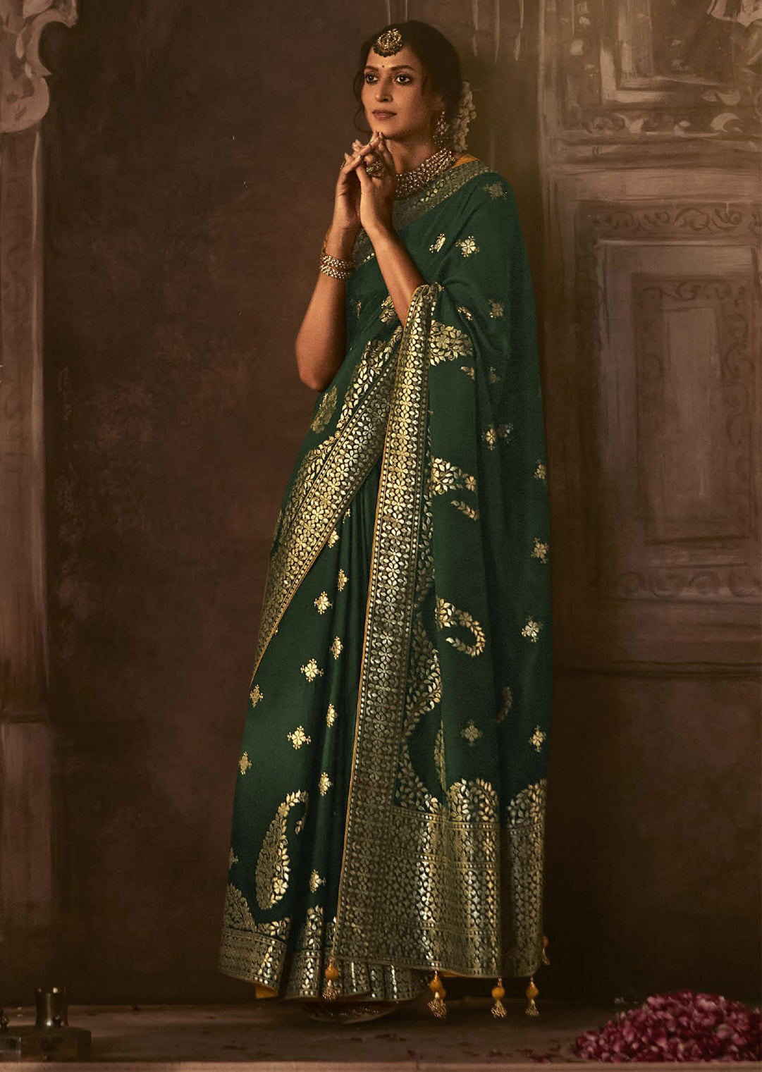 BOTTLE GREEN WOVEN PURE CREPE SILK DESIGNER BANARASI SAREE