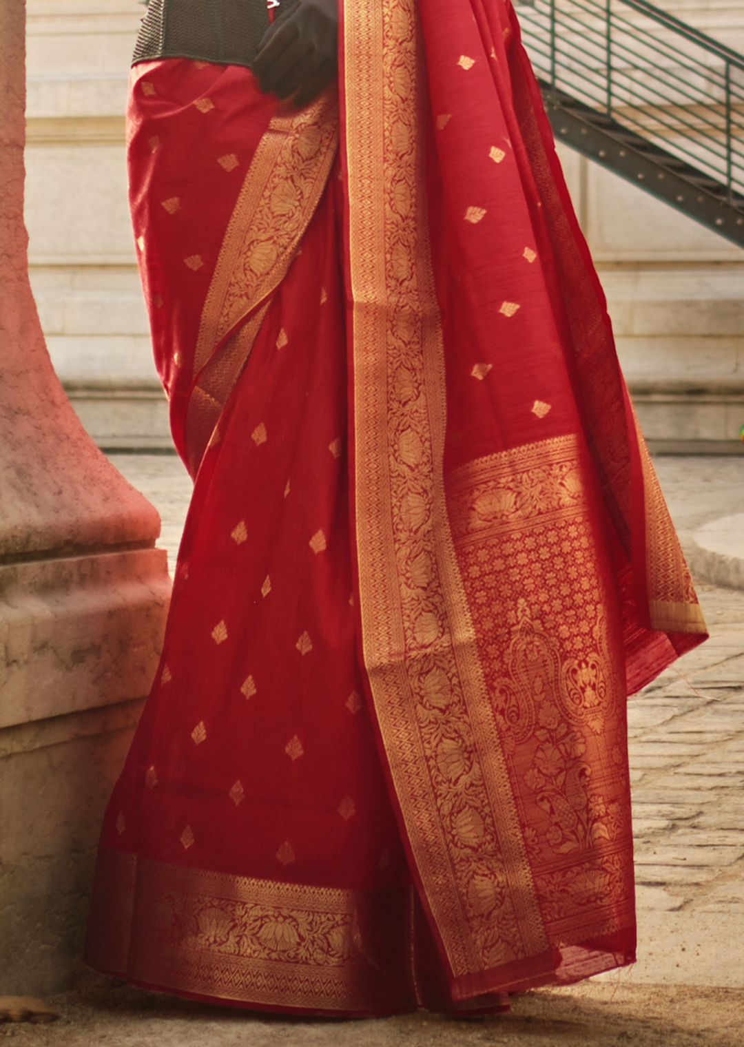 Red	Woven Pure Handloom Khadi Silk Saree