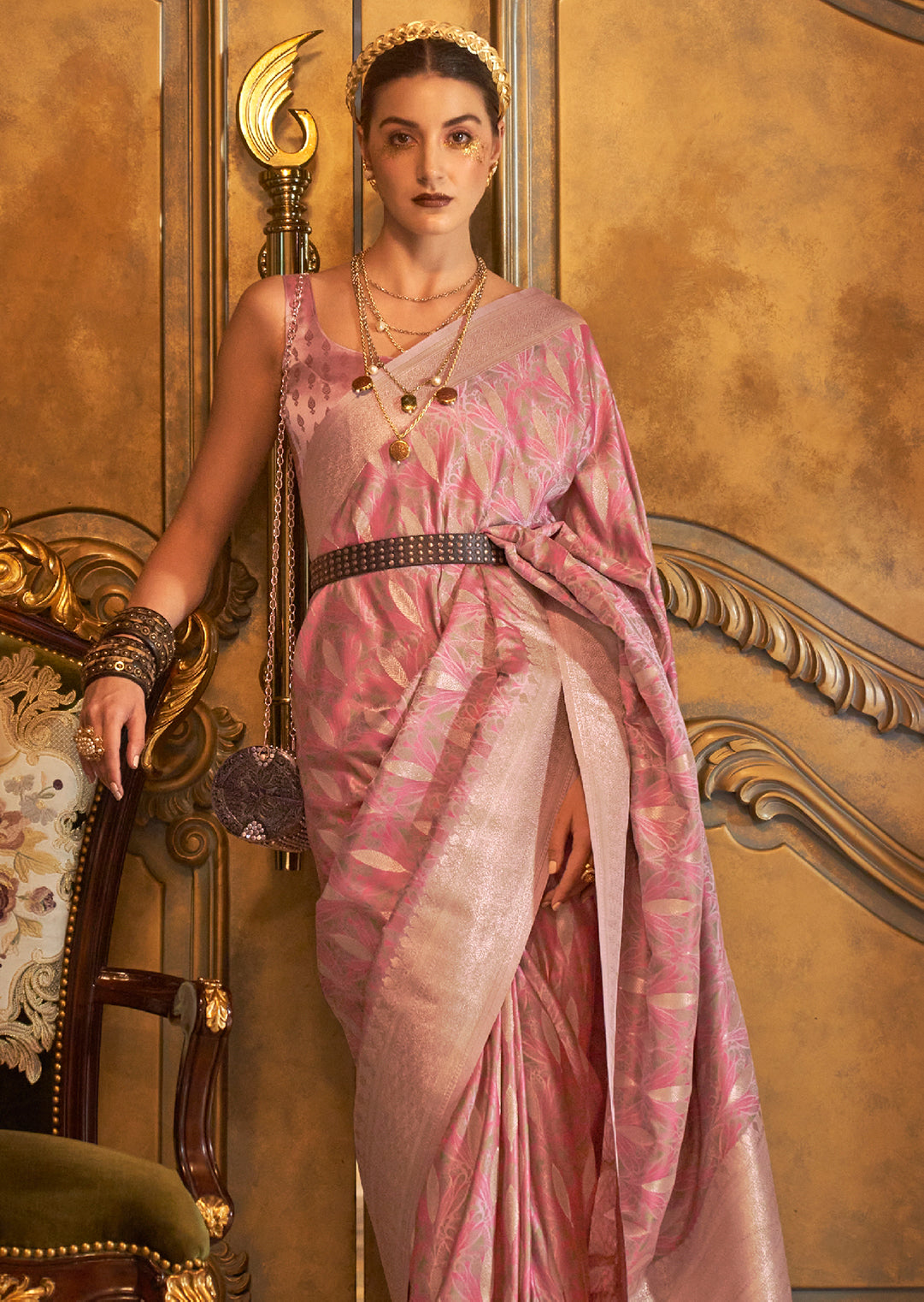 Pastel Pink Zari Woven Handloom Pure Banarasi Satin Silk Saree