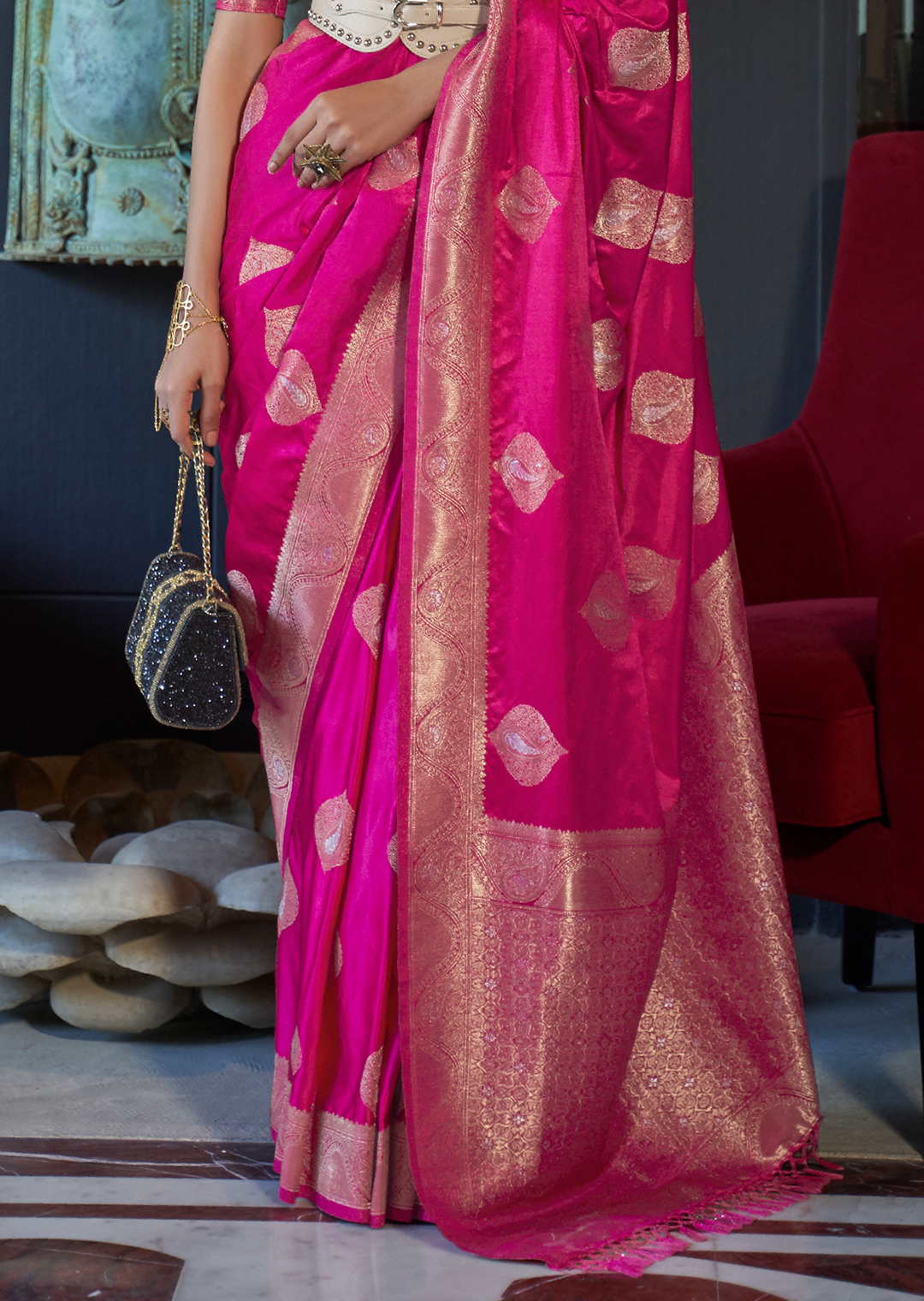 Hot Pink	Zari Woven Pure Handloom Banarasi Satin Silk Saree