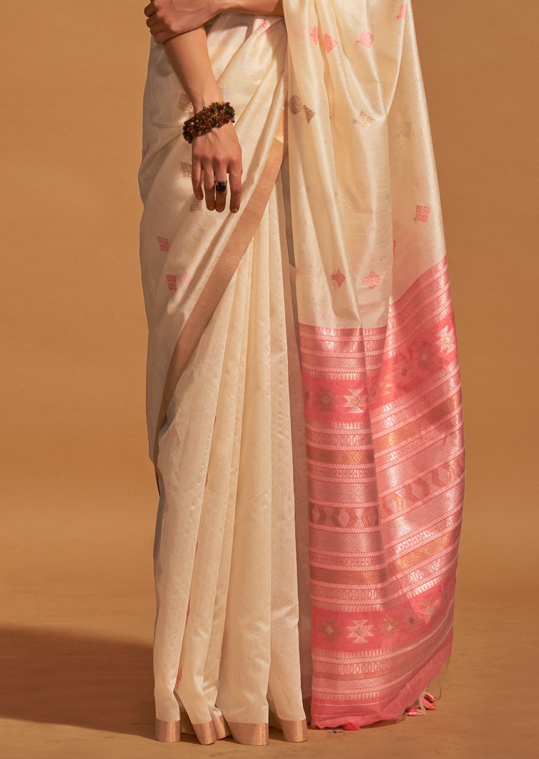 Pearl White Woven Pure Handloom Silk Saree