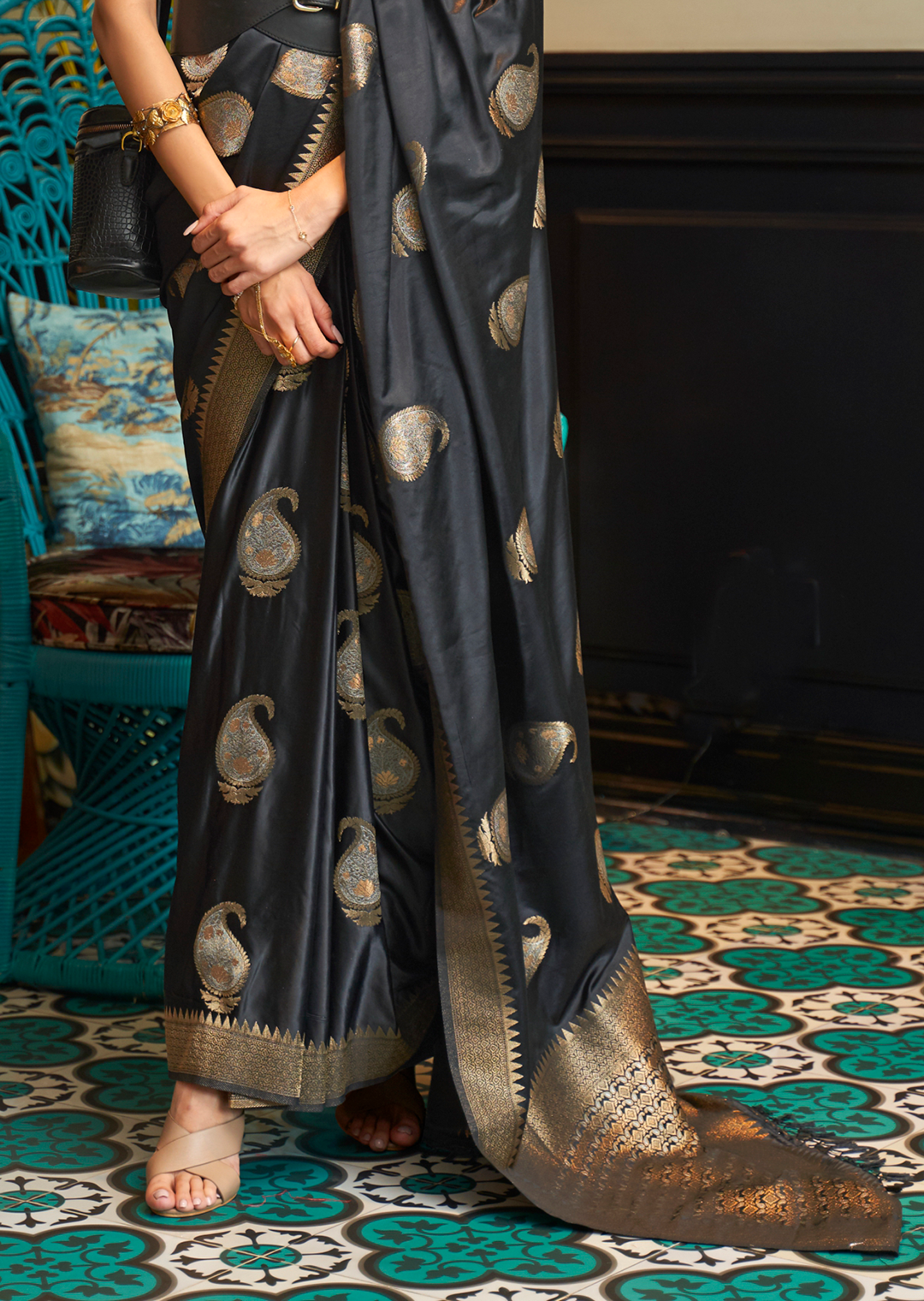 BLACK ZARI WOVEN BANARASI PURE SATIN SILK SAREE