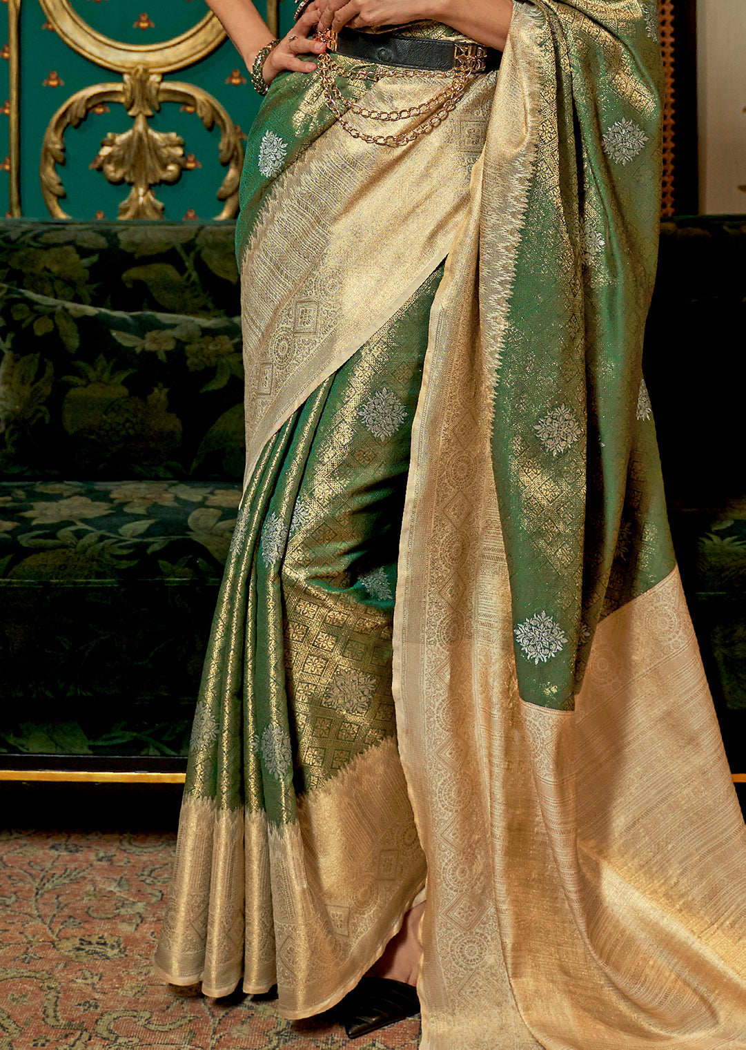 GOLDEN SAGE GREEN	ZARI WOVEN HANDLOOM KANJIVARAM SILK SAREE