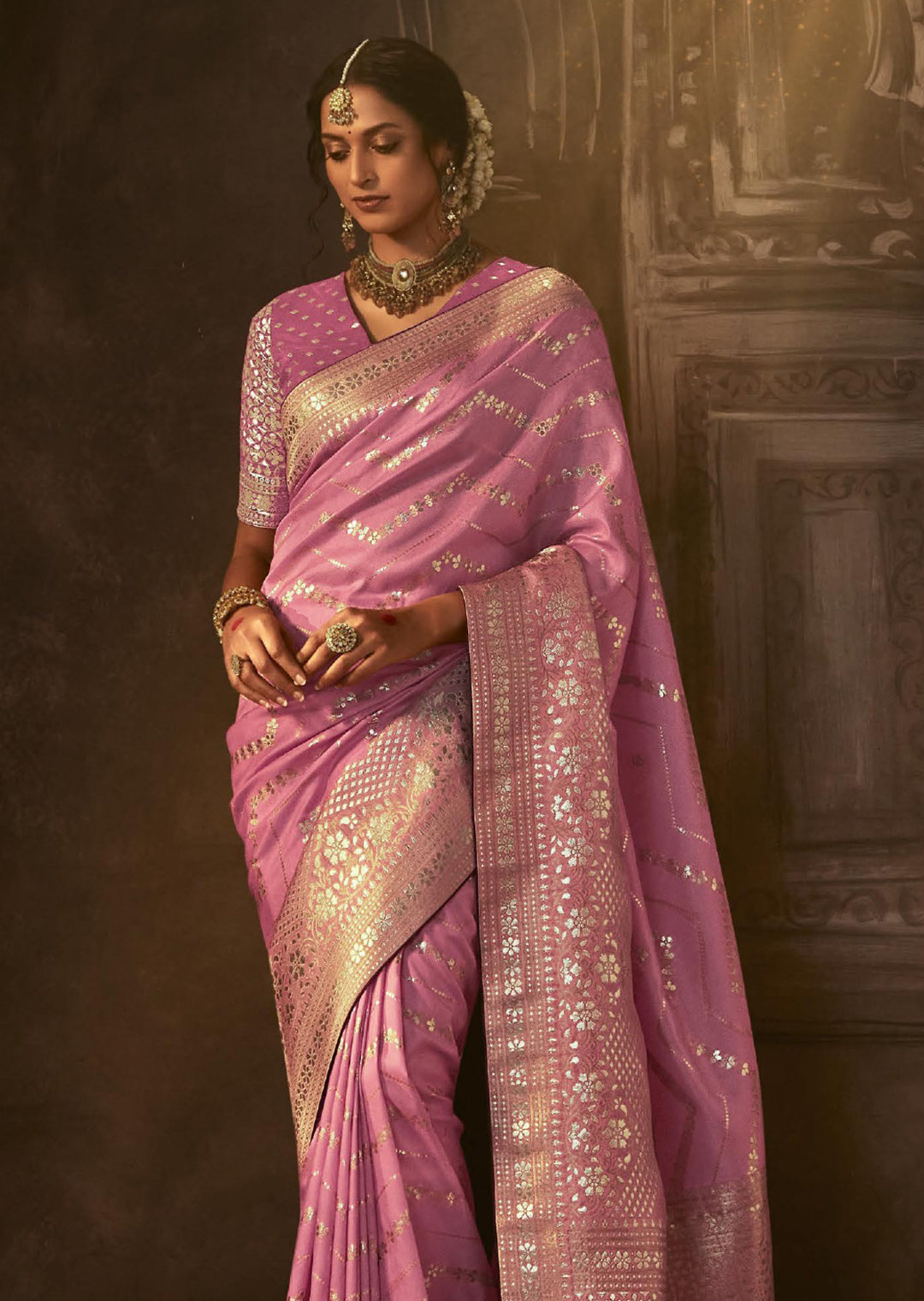 POWDER PINK WOVEN PURE CREPE SILK DESIGNER BANARASI SAREE