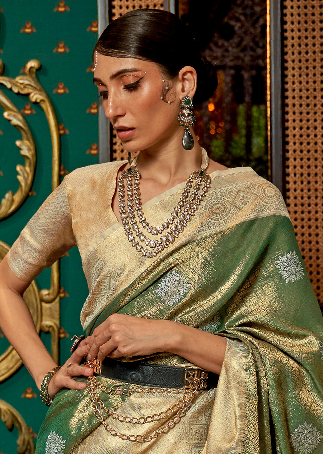 GOLDEN SAGE GREEN	ZARI WOVEN HANDLOOM KANJIVARAM SILK SAREE