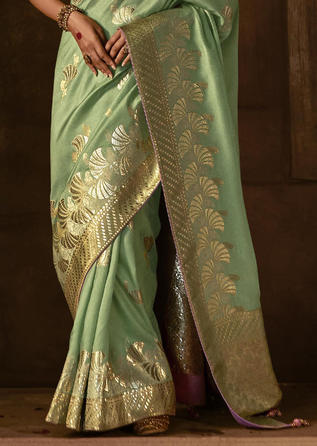 TEA GREEN WOVEN PURE CREPE SILK DESIGNER BANARASI SAREE