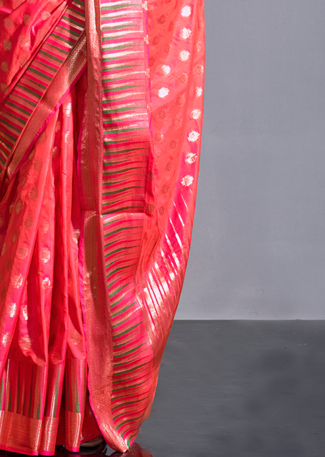 Coral Red Zari Woven Pure Handloom Gadwal Banarasi Silk Saree