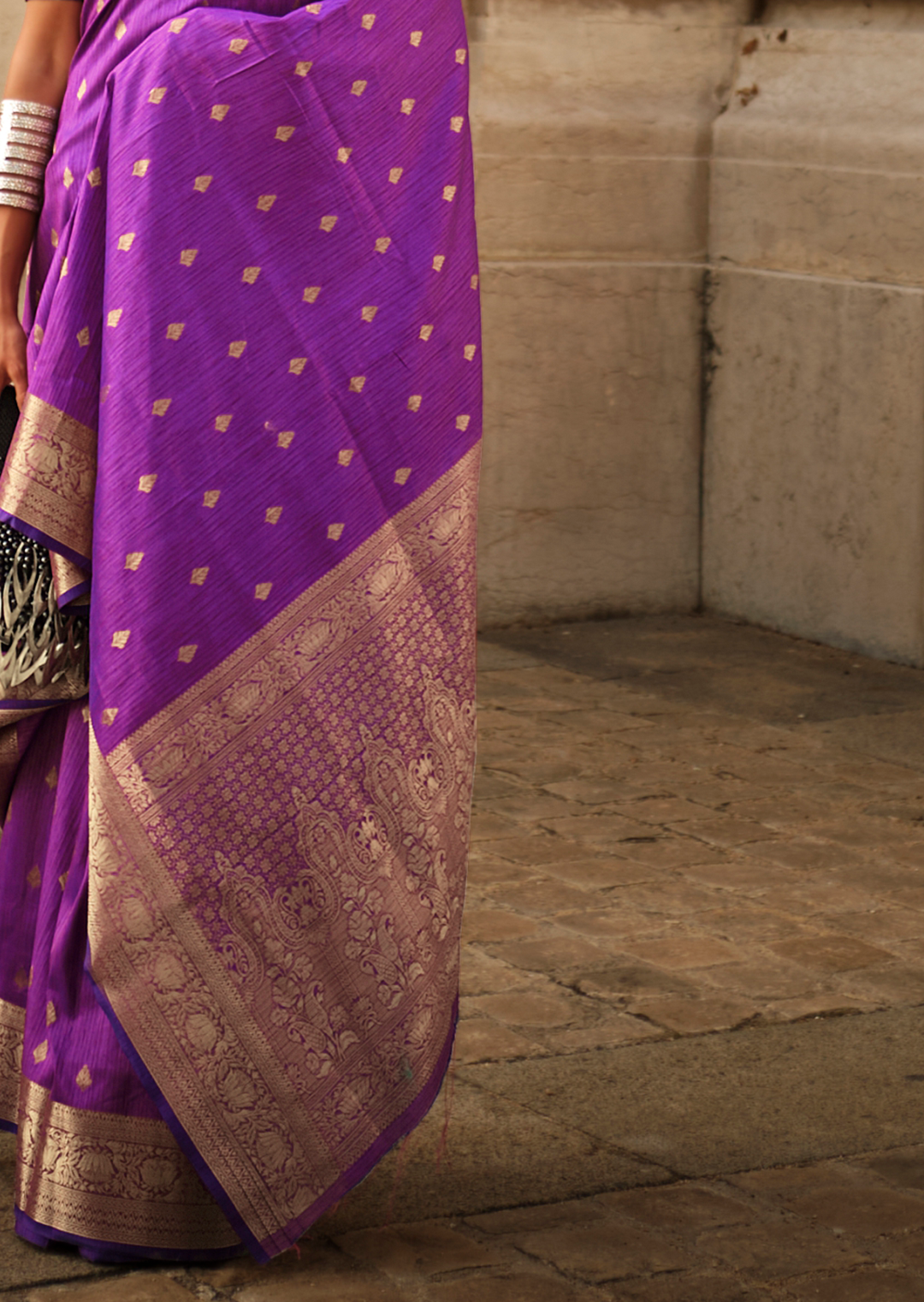 Violet Purple	Woven Pure Handloom Khadi Silk Saree