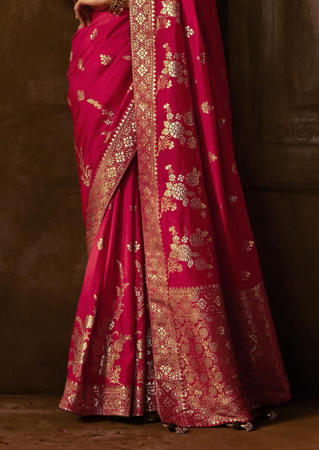 RUBY RED WOVEN PURE CREPE SILK DESIGNER BANARASI SAREE