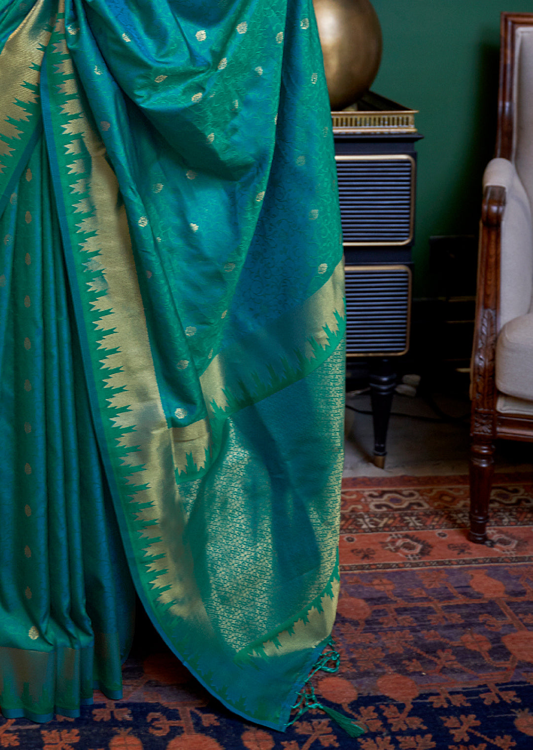 Teal Blue Zari Woven Pure Handloom Banarasi Silk Saree