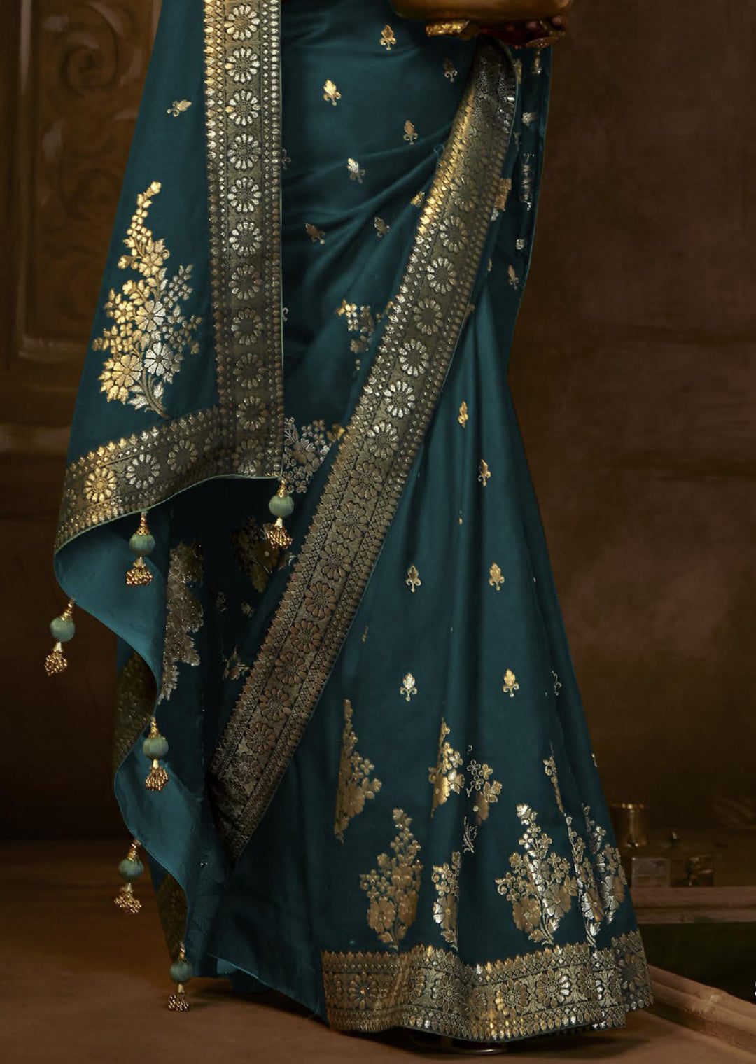 DEEP TEAL BLUE 	WOVEN PURE CREPE SILK DESIGNER BANARASI SAREE