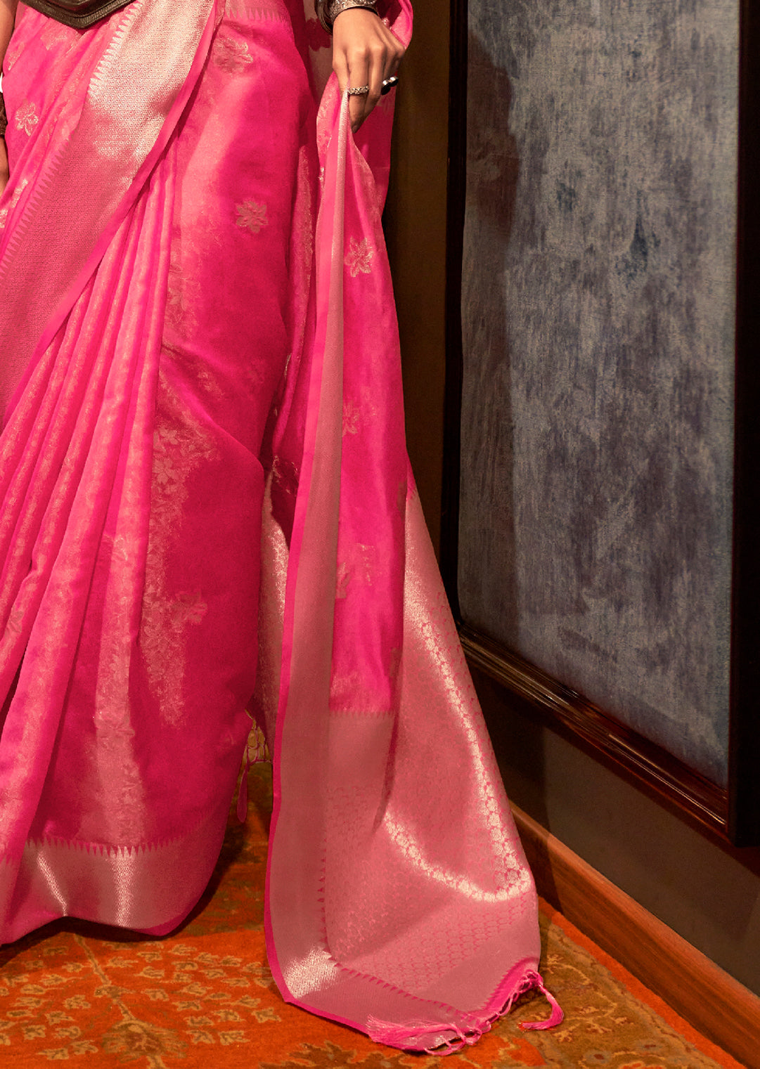 Ruby Pink Zari Woven Two Tone Pure Handloom Organza Silk Saree