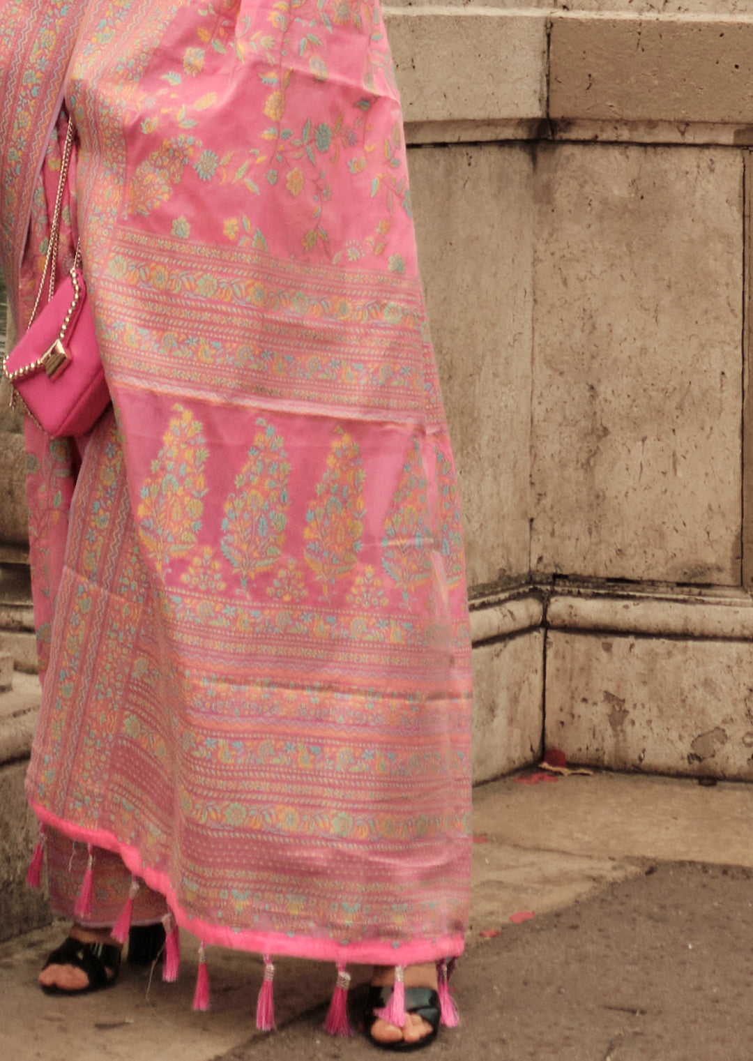 Carnation Pink Woven Pure Handloom Kashmiri Organza Silk Saree